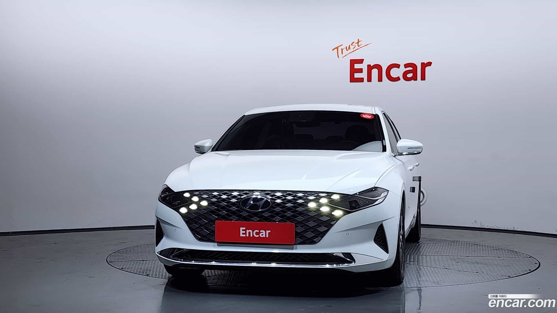 Grandeur Hyundai 2020.6-OUTER-003