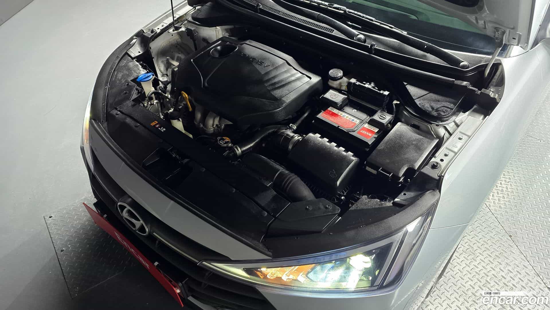 AVANTE Hyundai 2020.2-OUTER-006