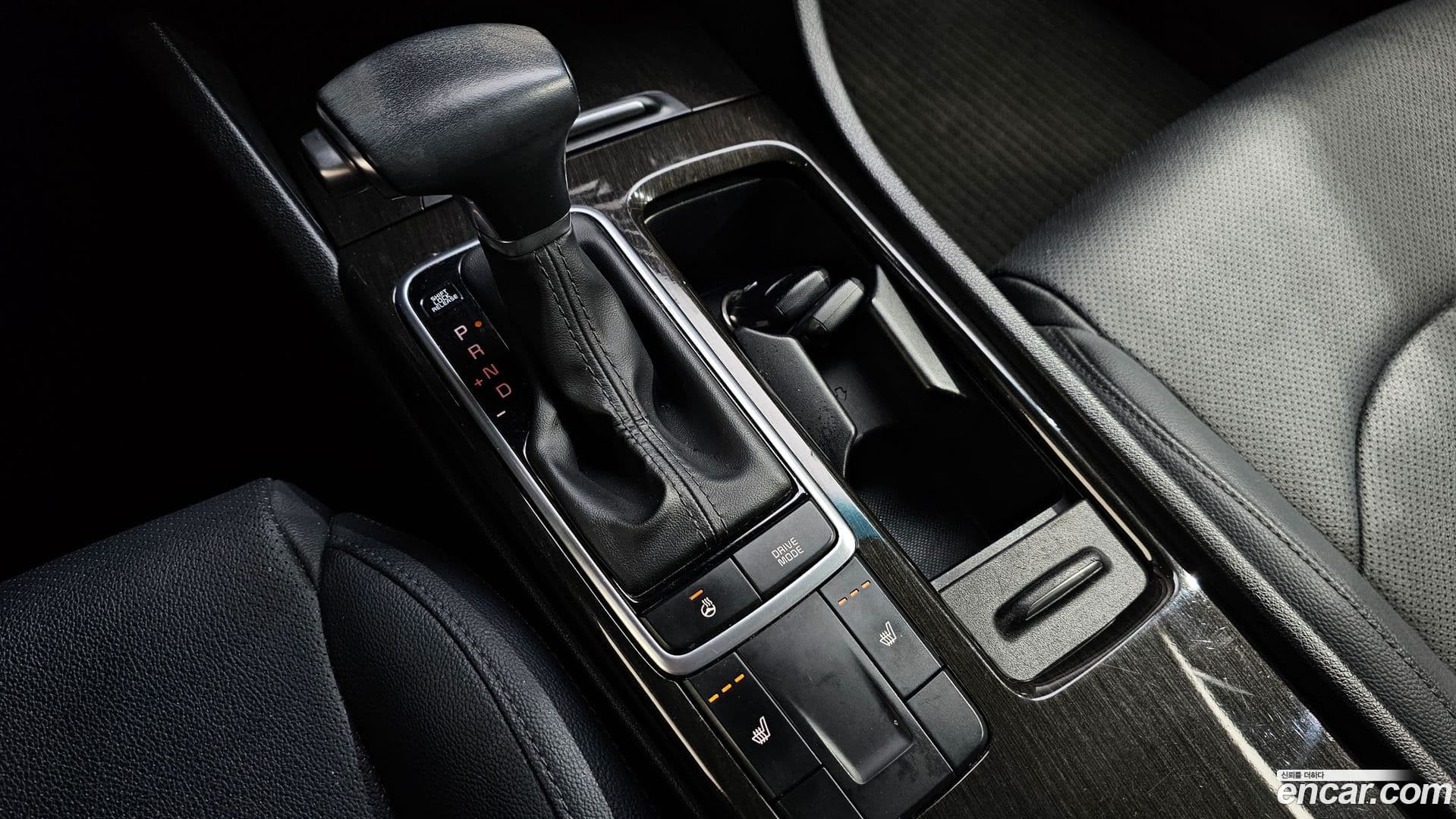 Main__Slider__Photo:K5 Kia 2019.1-8