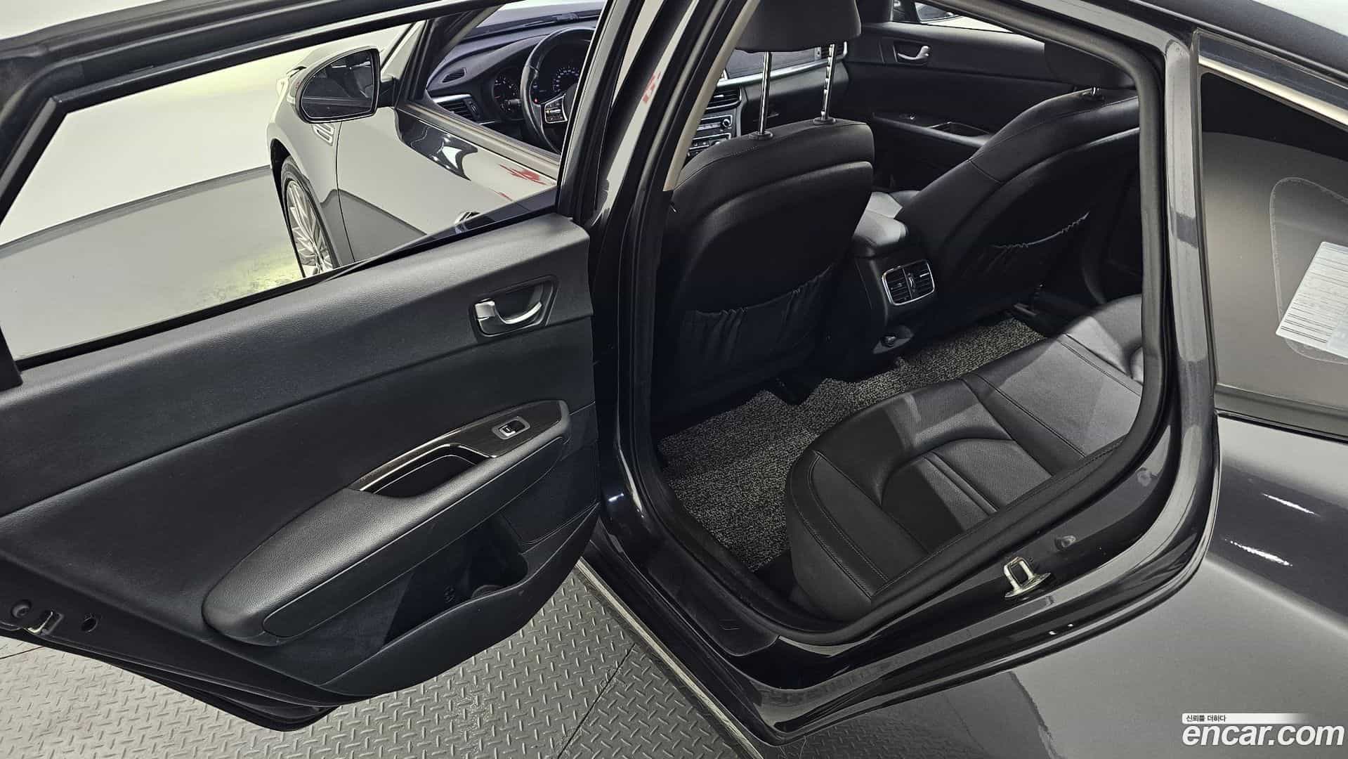 K5 Kia 2019.1-OPTION-044