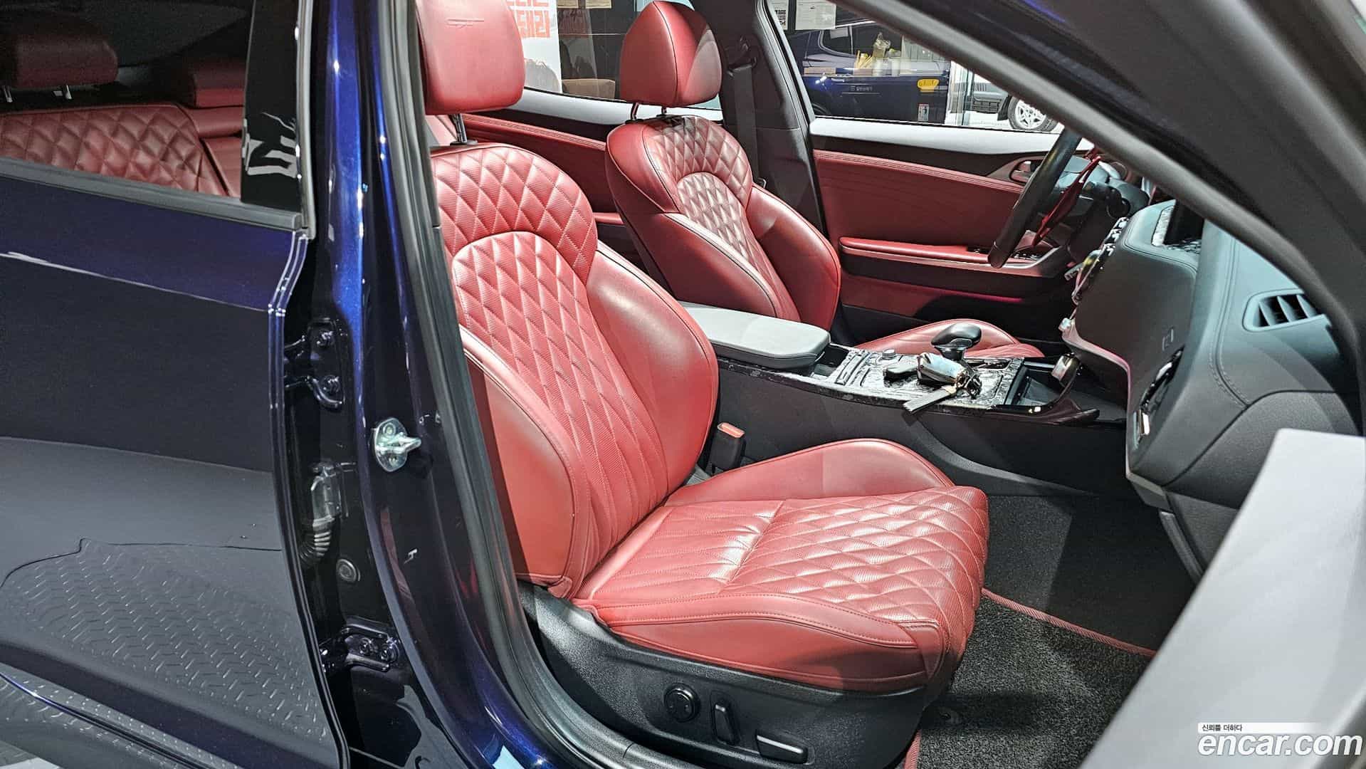 Stinger Kia 2020.10-OPTION-015