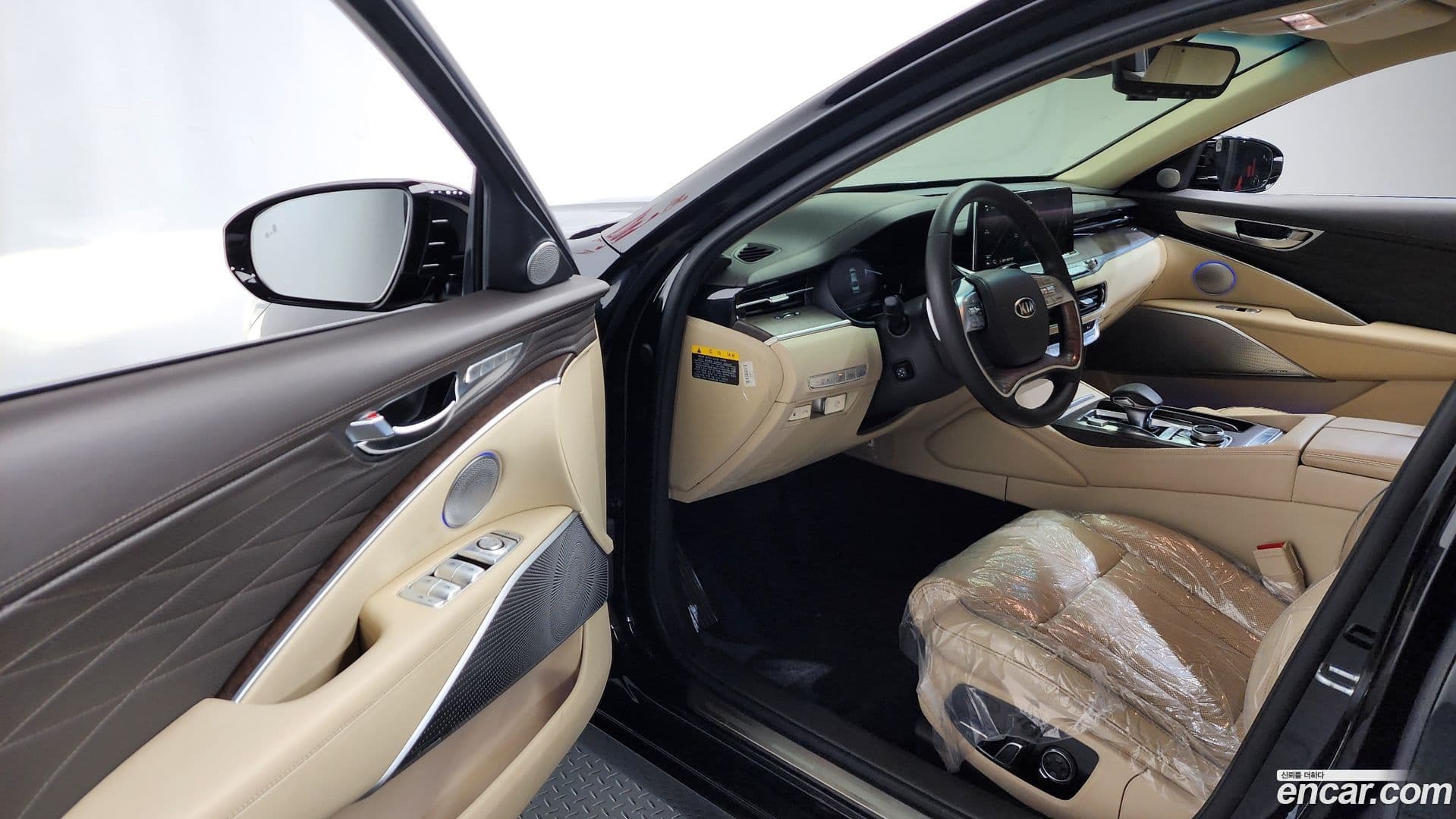 Main__Slider__Photo:K9 Kia 2019.5-9