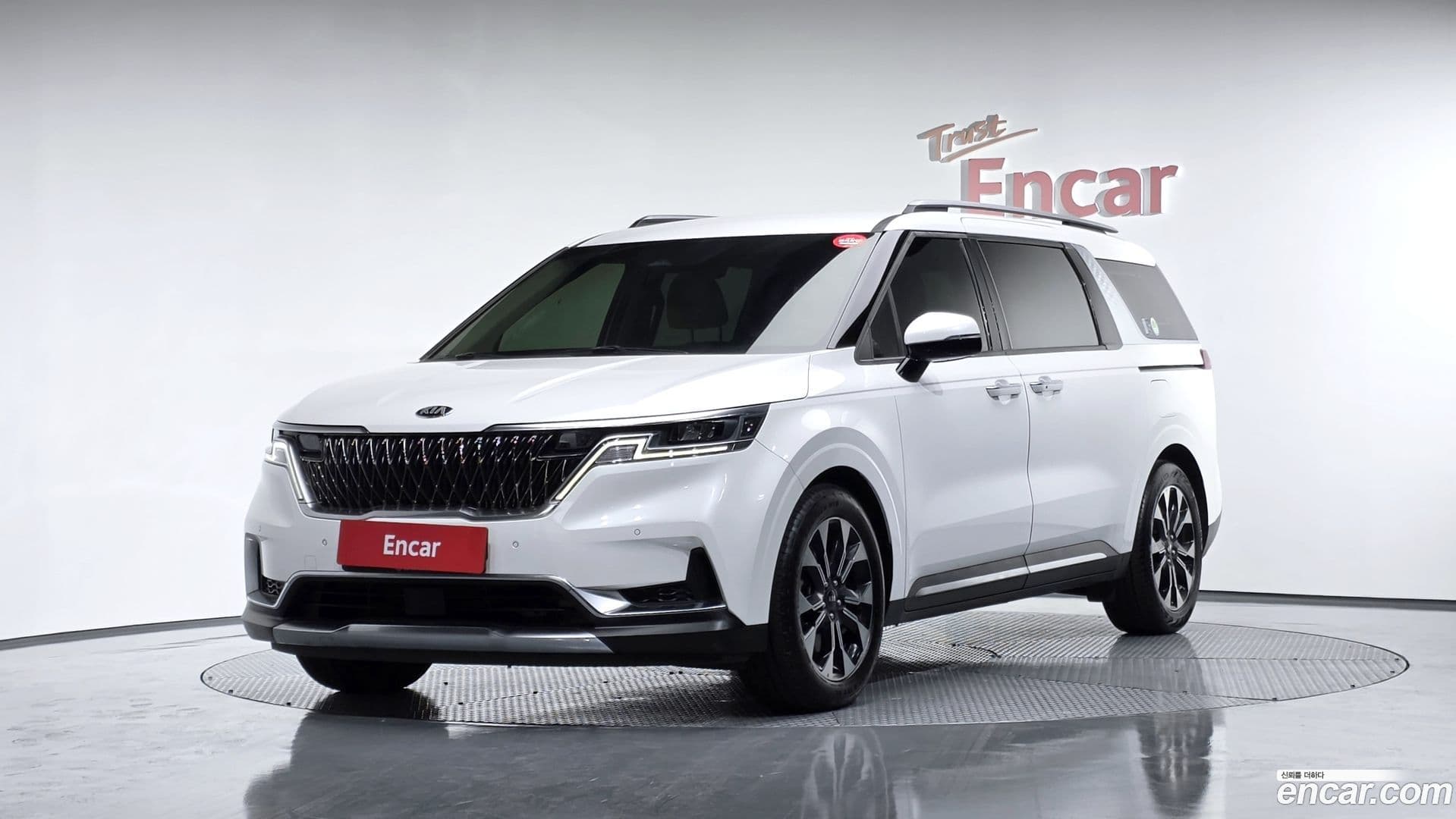 Main__Slider__Photo:Canival Kia 2021.2-0