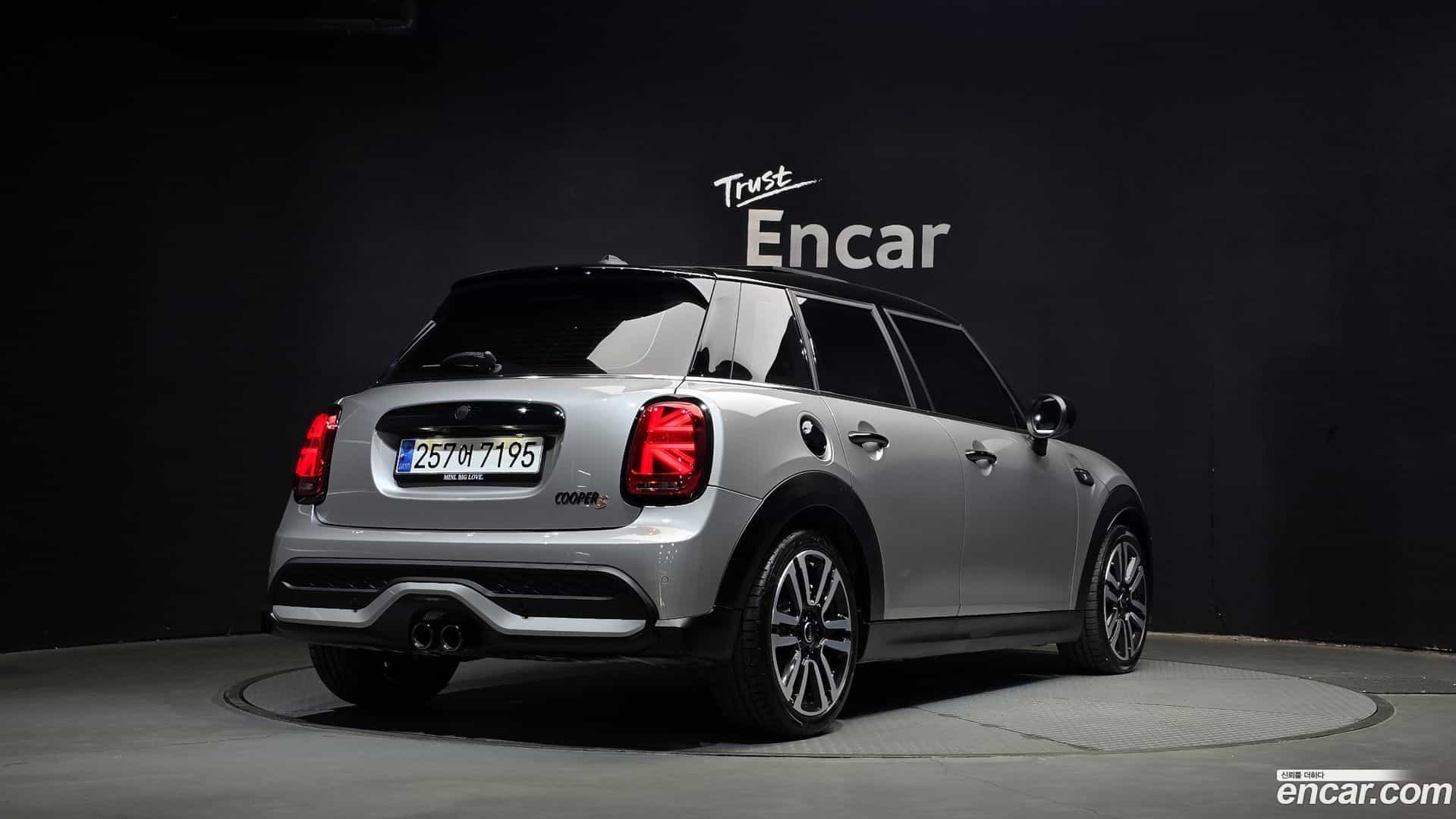 Cooper Mini 2023.7-OUTER-002