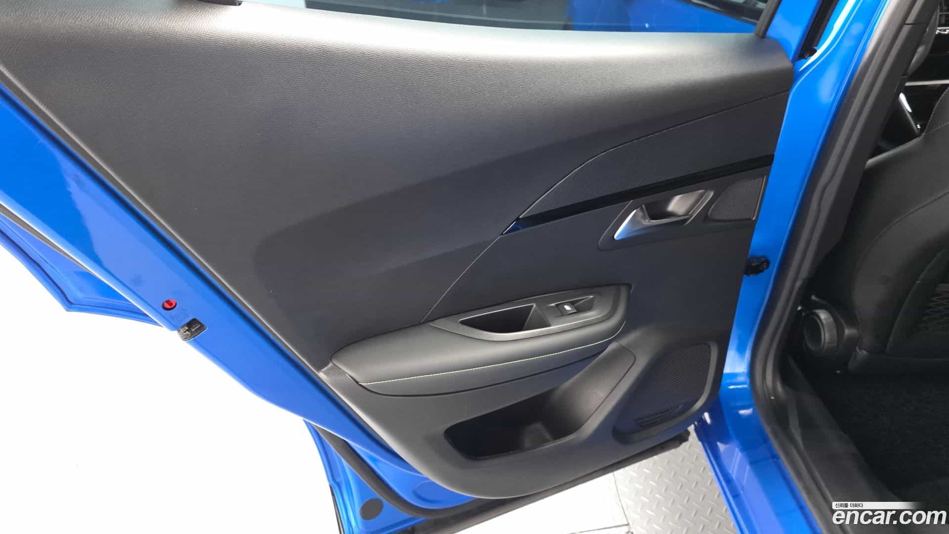 2008 Peugeot 2022.1-INNER-035