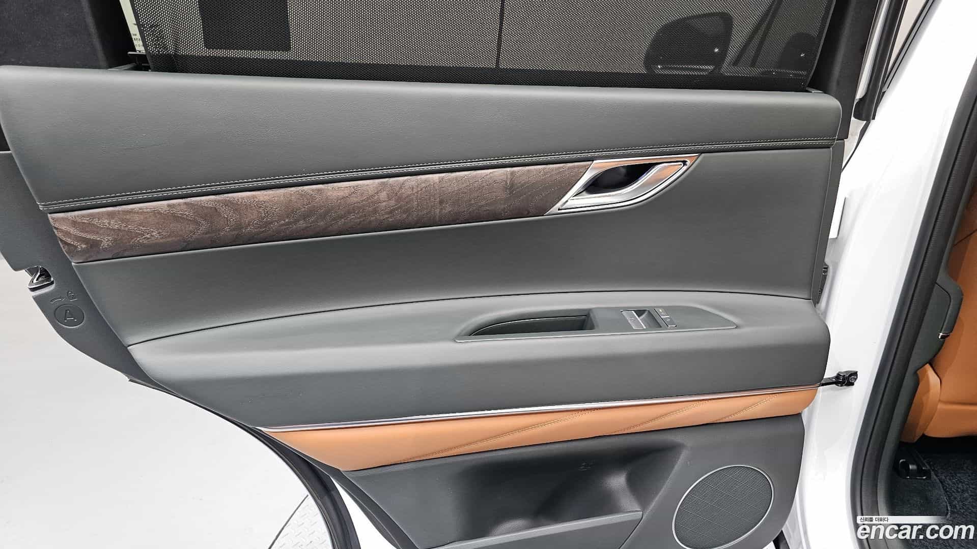 GV80 Genesis 2025.0-INNER-035
