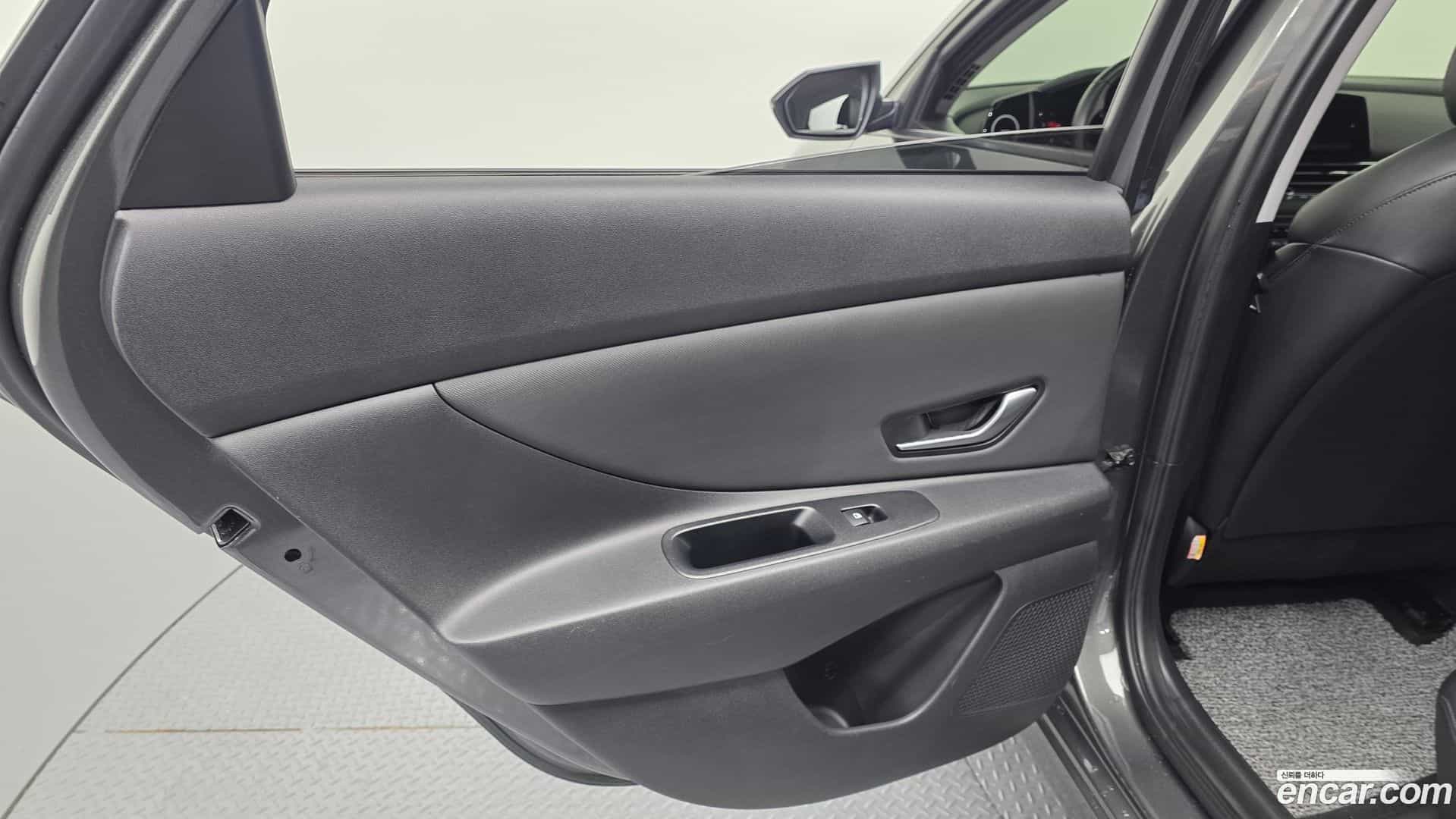AVANTE Hyundai 2020.6-INNER-035