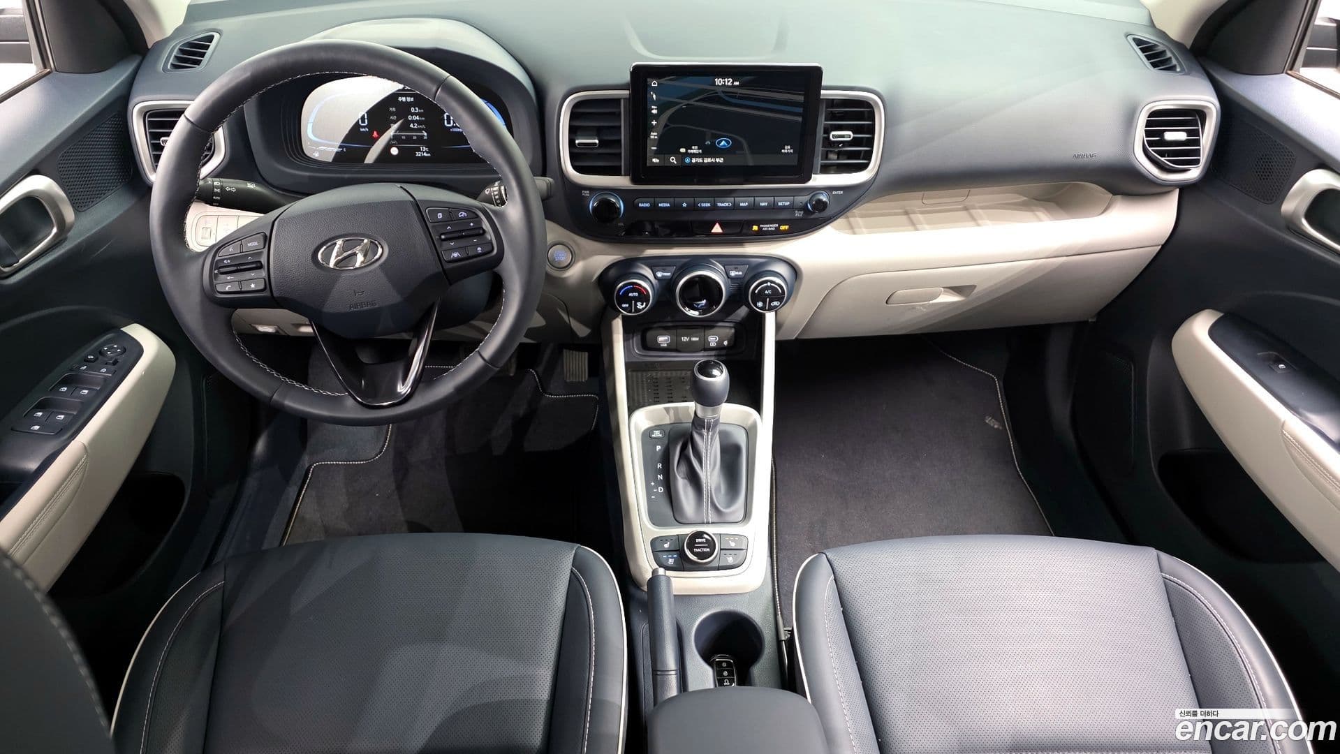 Main__Slider__Photo:Venue Hyundai 2024.5-6