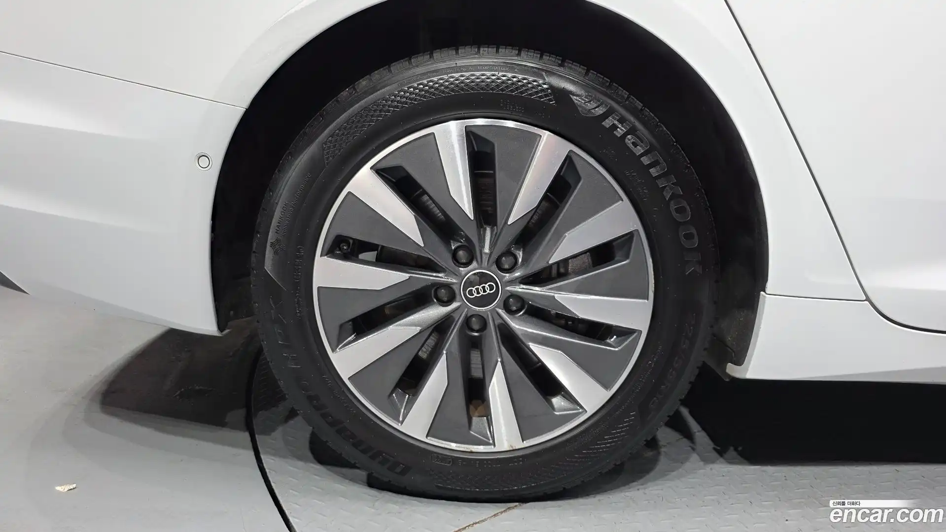 A6 Audi 2021.9-OUTER-005