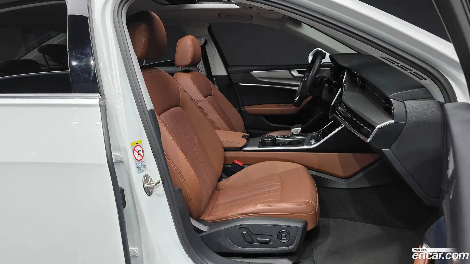 A6 Audi 2021.9-OPTION-015
