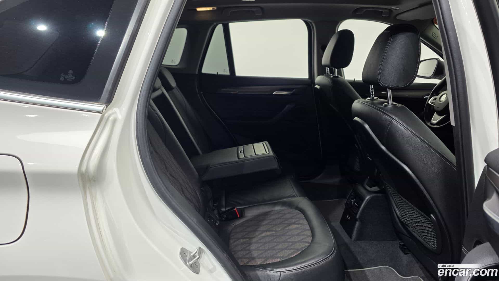X1 BMW 2020.10-OPTION-016