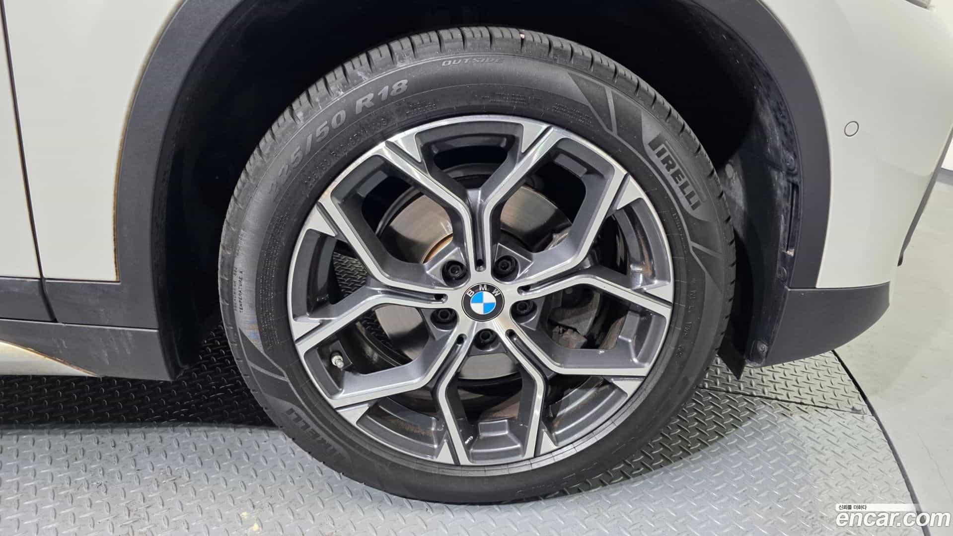 X1 BMW 2020.10-OUTER-031