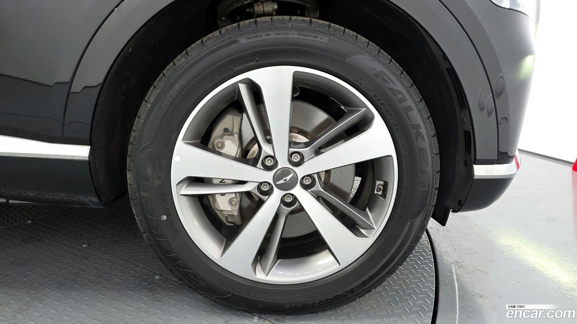 Main__Slider__Photo:GV80 Genesis 2022.4-20