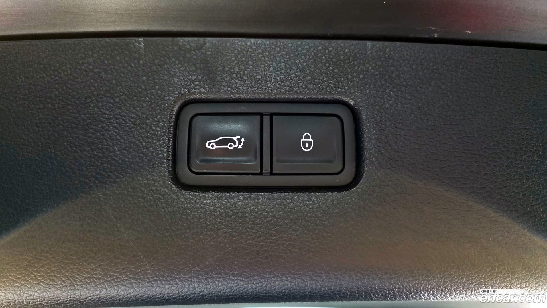 Main__Slider__Photo:GV80 Genesis 2022.4-35