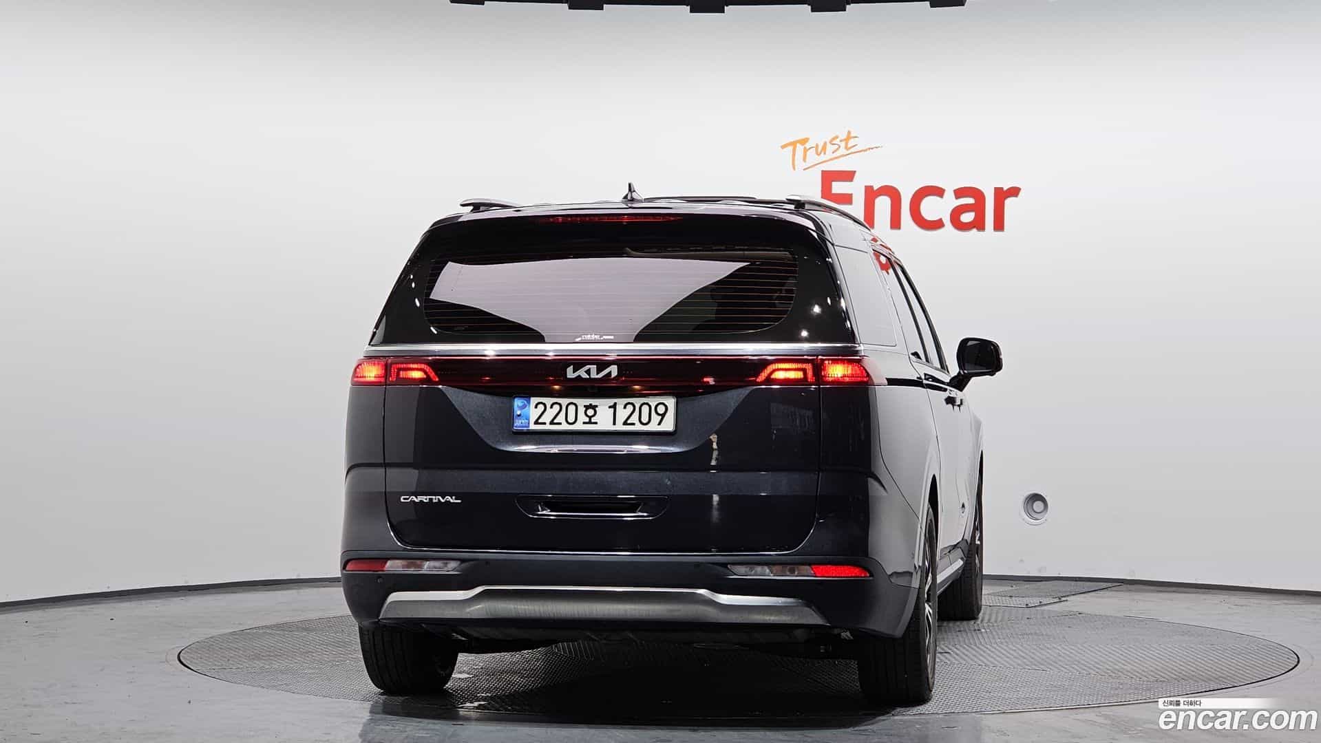 Canival Kia 2023.2-OUTER-004