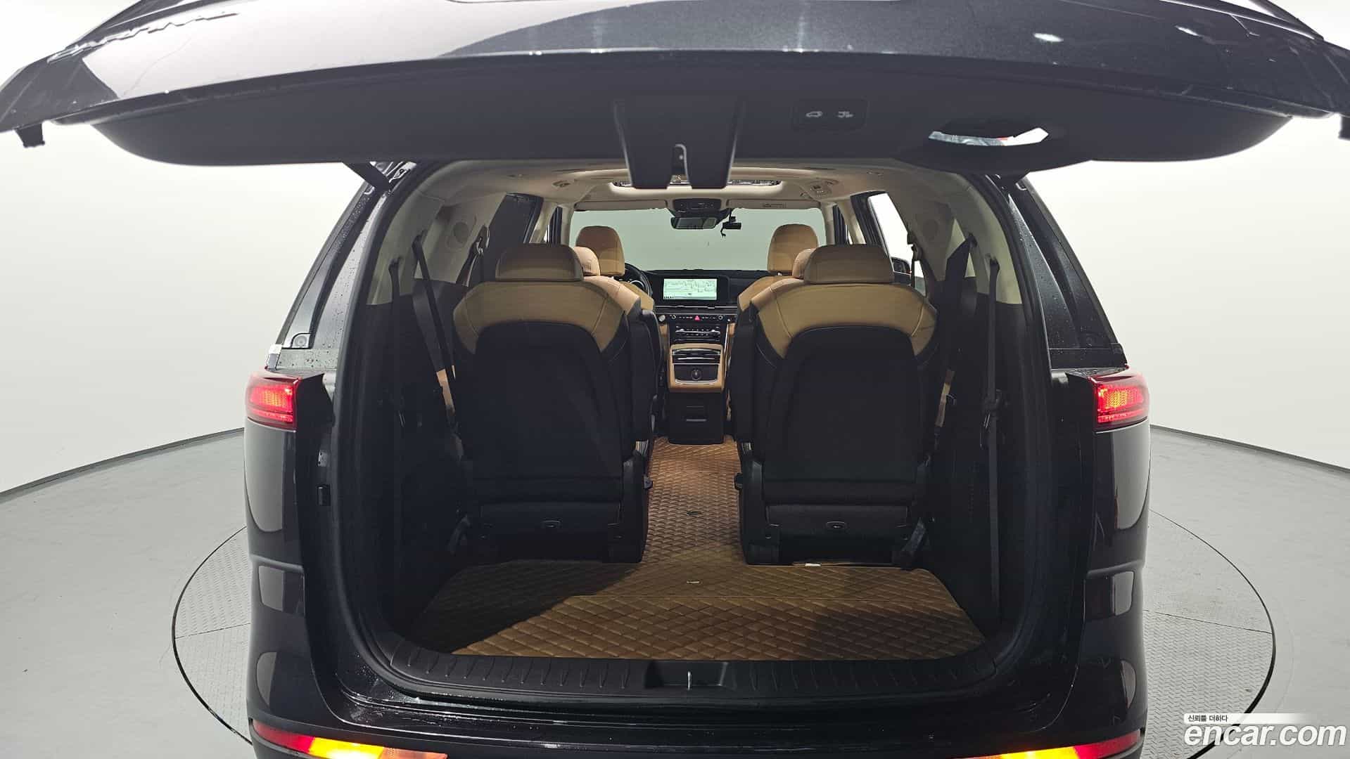 Canival Kia 2023.2-OPTION-024