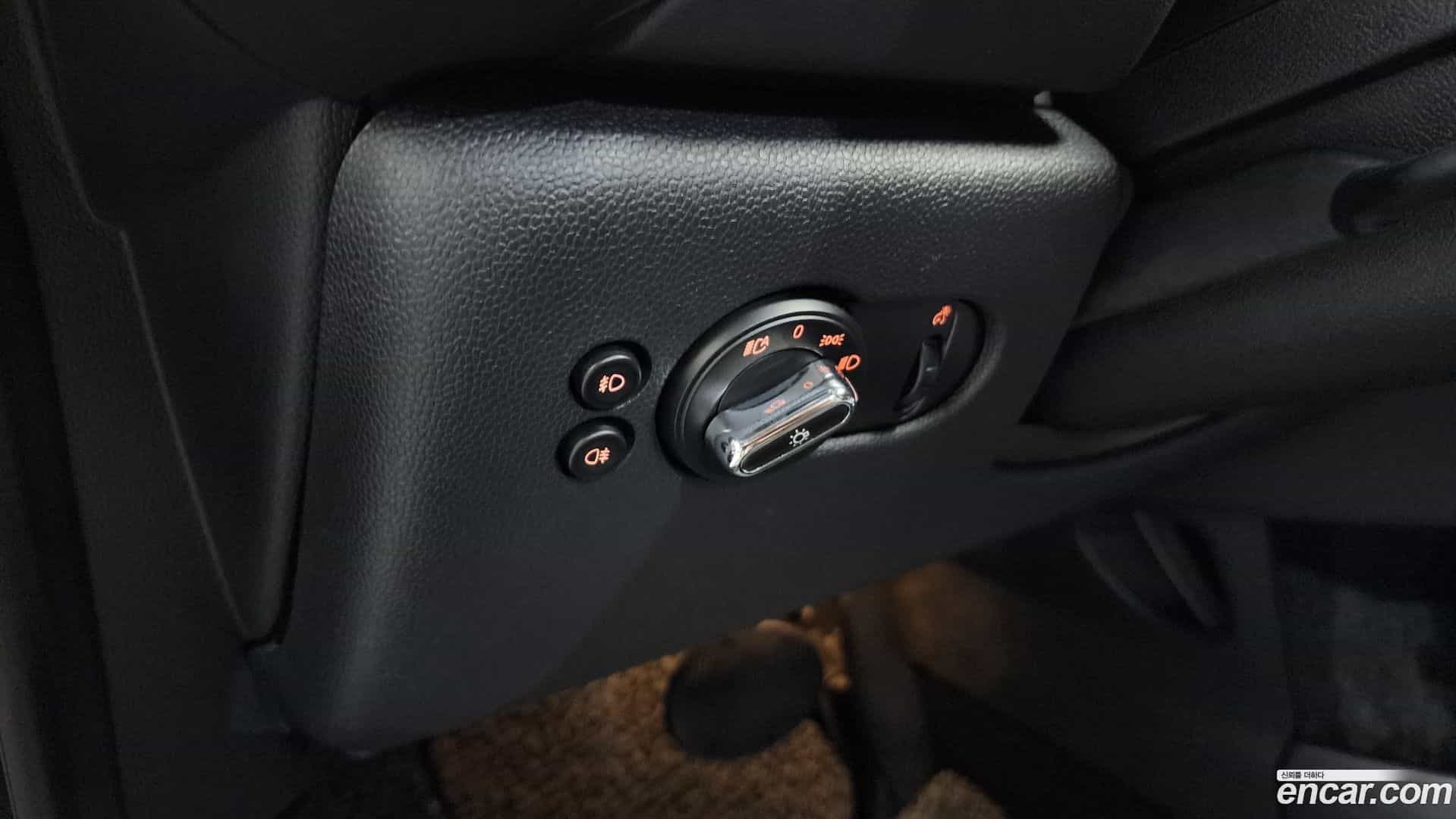 Cooper Mini 2020.7-OPTION-017