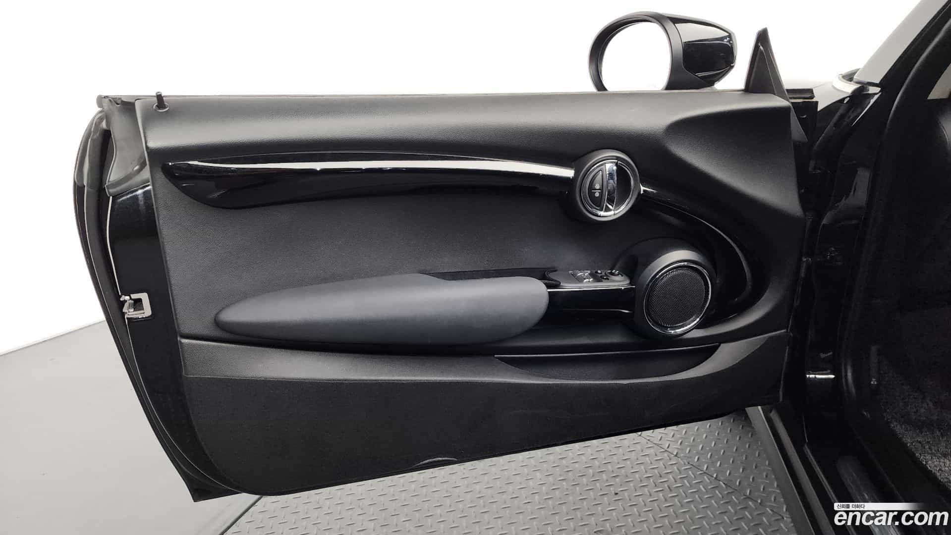 Cooper Mini 2020.7-INNER-034