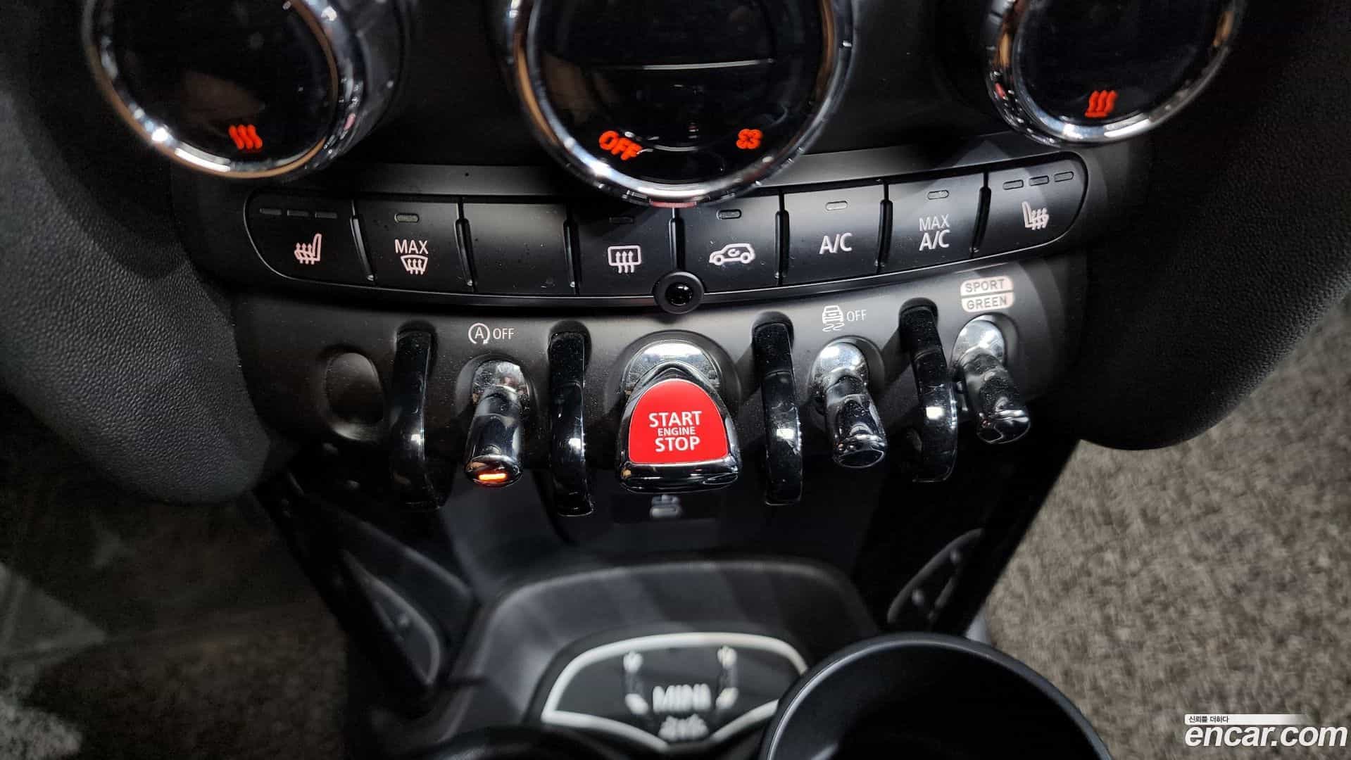 Cooper Mini 2020.7-OPTION-044