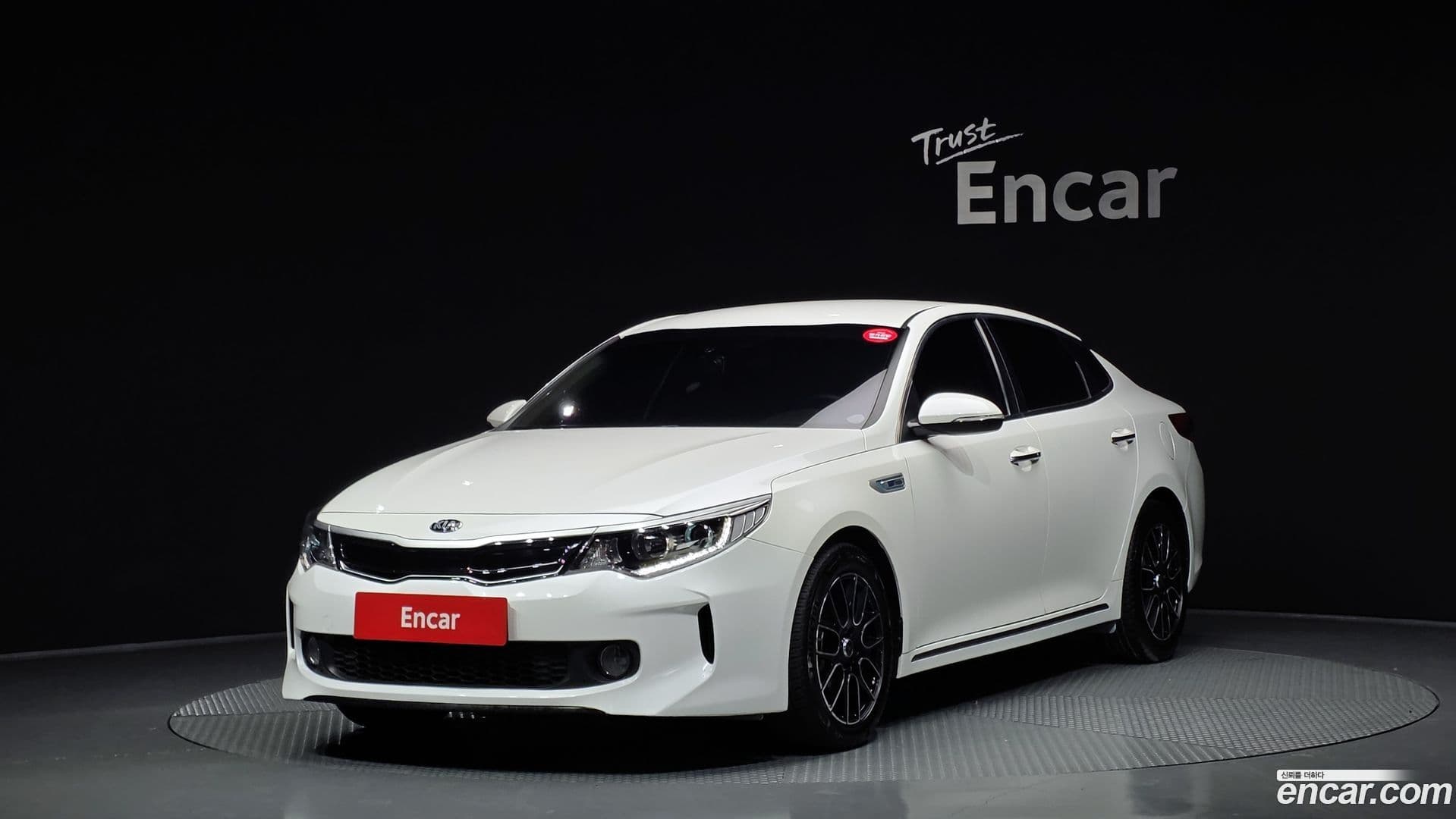Main__Slider__Photo:K5 Kia 2016.4-0