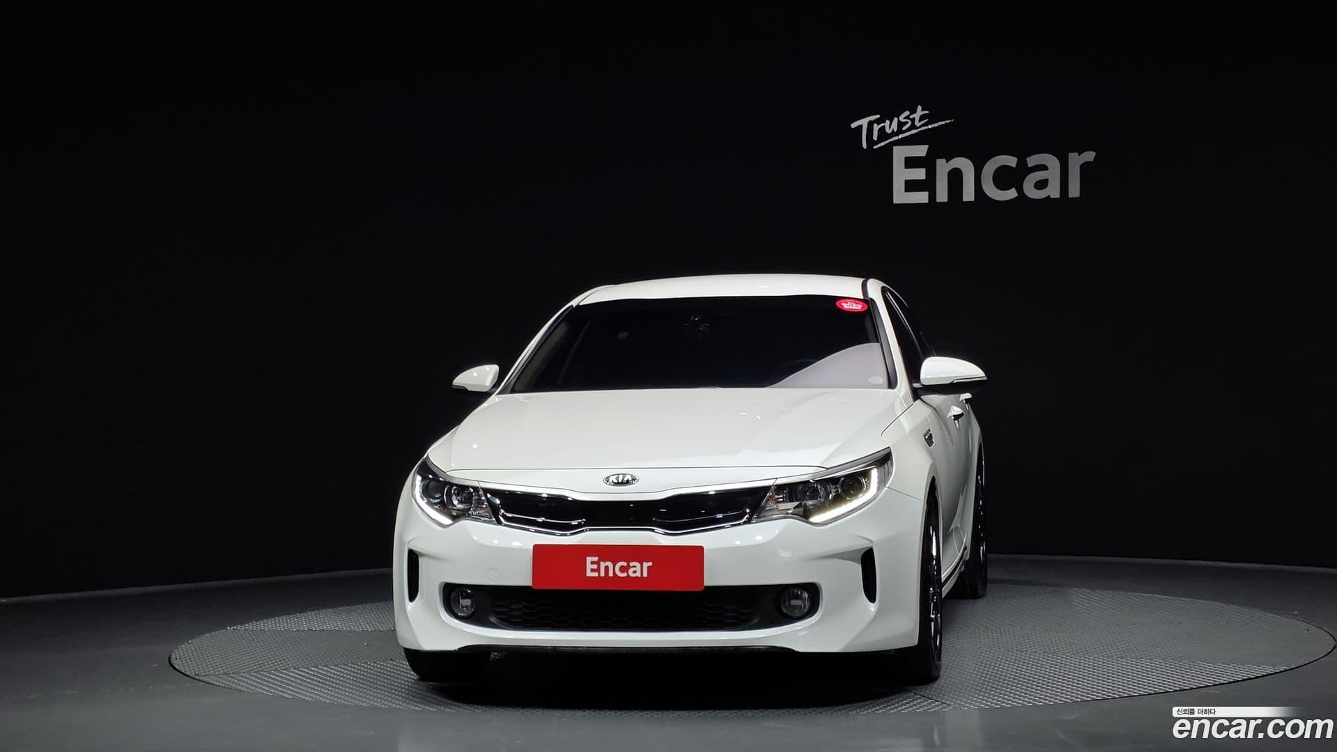 Main__Slider__Photo:K5 Kia 2016.4-2