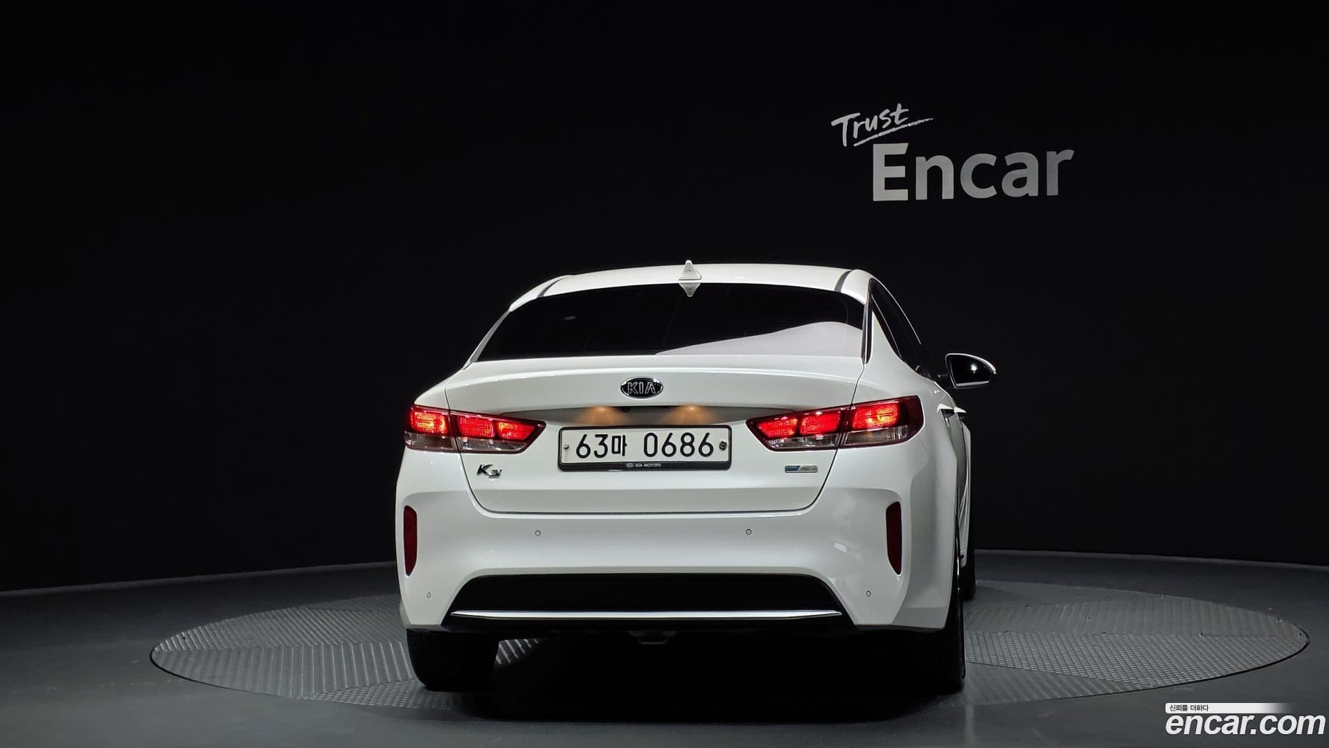Main__Slider__Photo:K5 Kia 2016.4-3