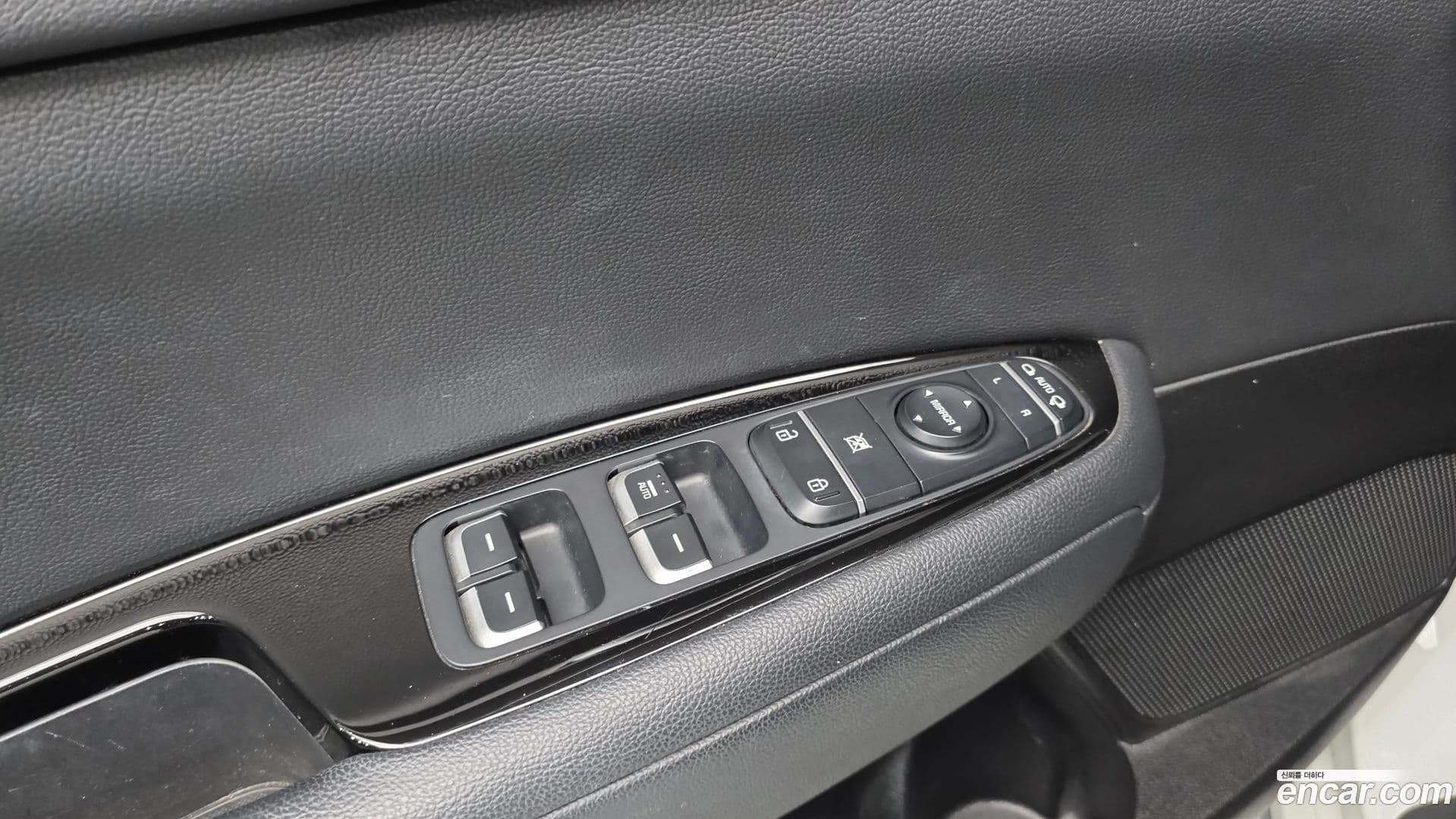 Main__Slider__Photo:K5 Kia 2016.4-17