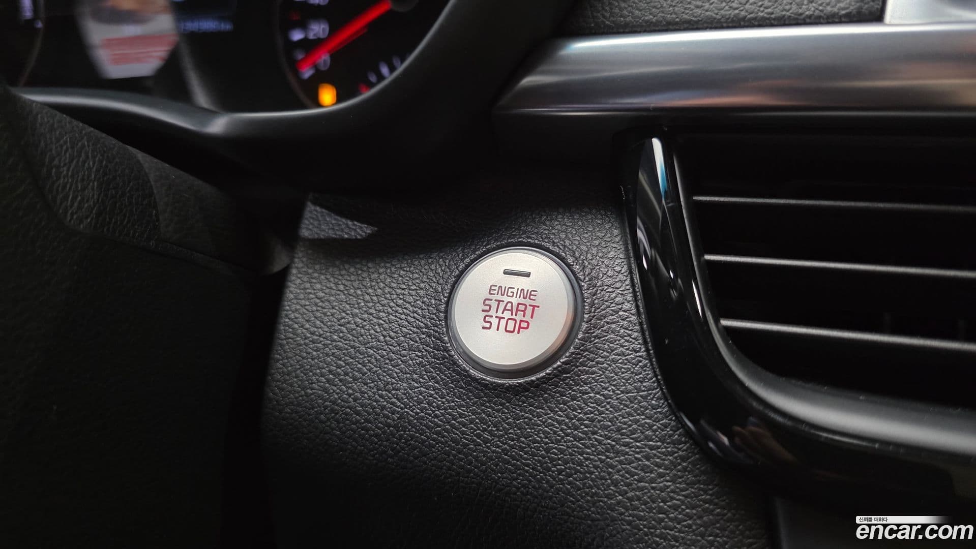 Main__Slider__Photo:K5 Kia 2016.4-29