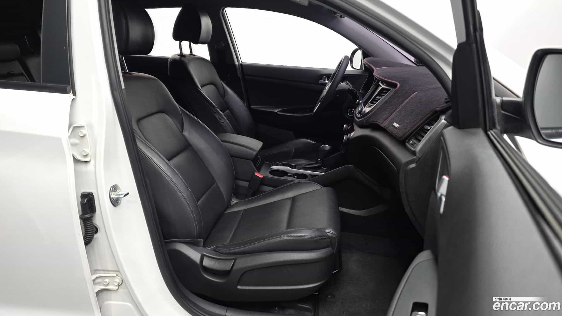 Tucson Hyundai 2017.2-OPTION-015