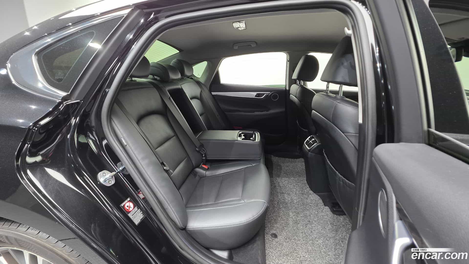 Grandeur Hyundai 2017.4-OPTION-023