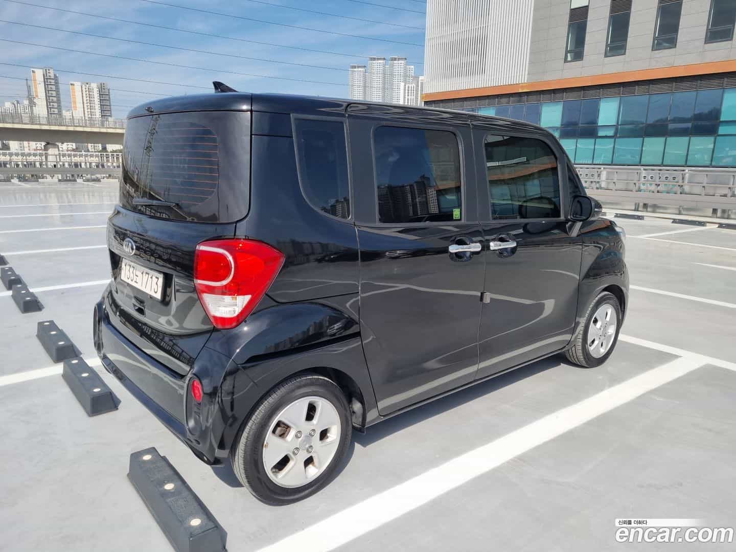 RAY Kia 2021.1-OUTER-002