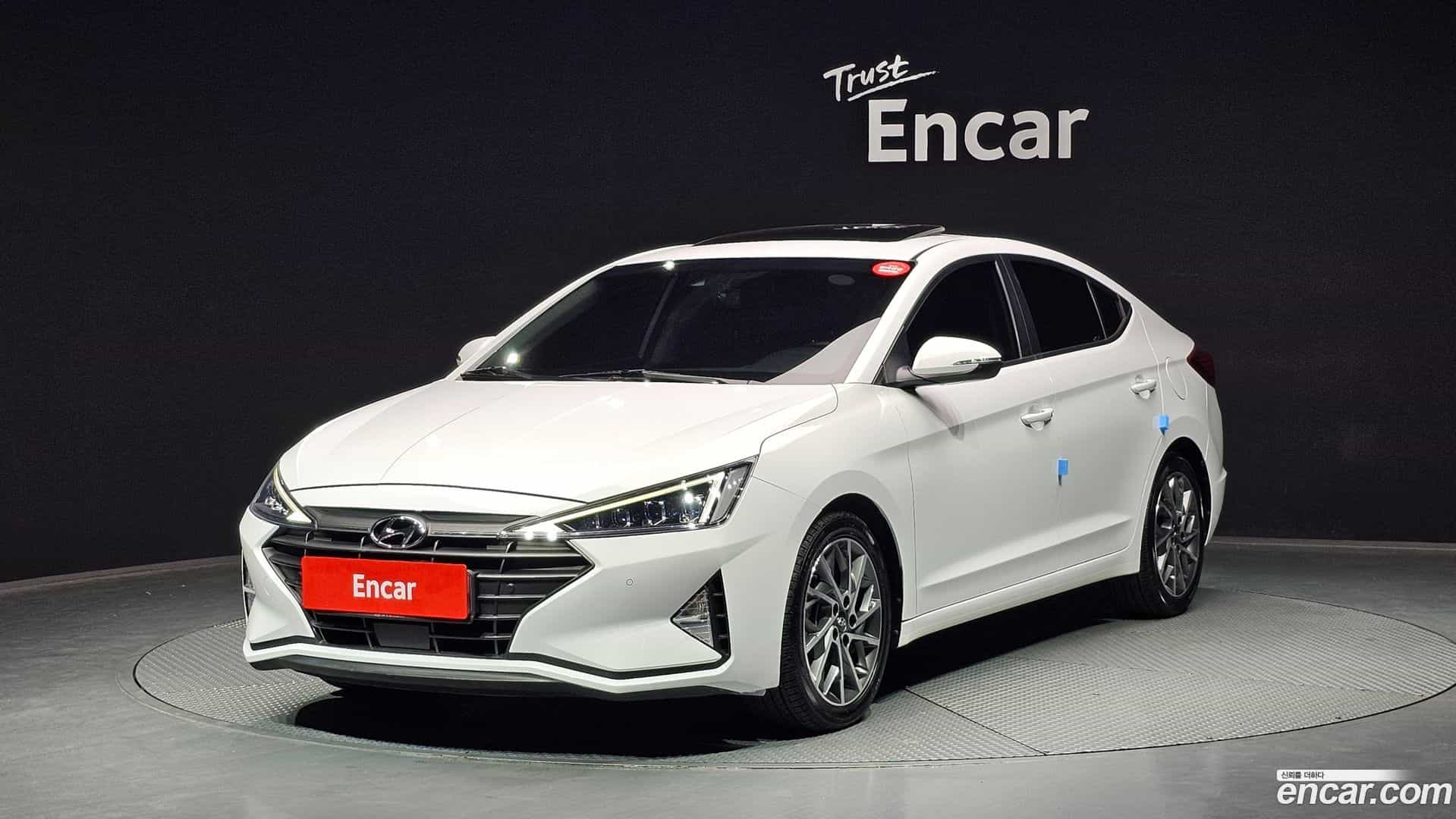 AVANTE Hyundai 2019.2-OUTER-001