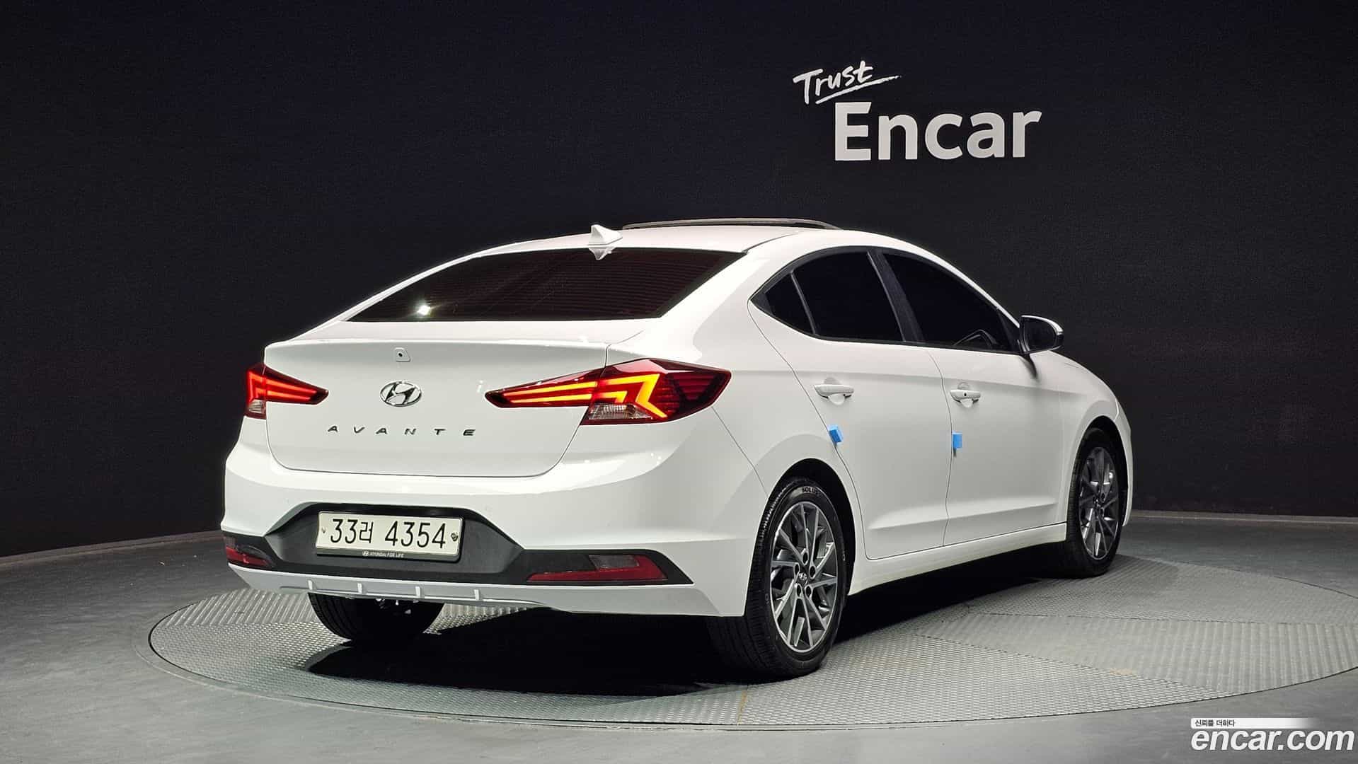 AVANTE Hyundai 2019.2-OUTER-002