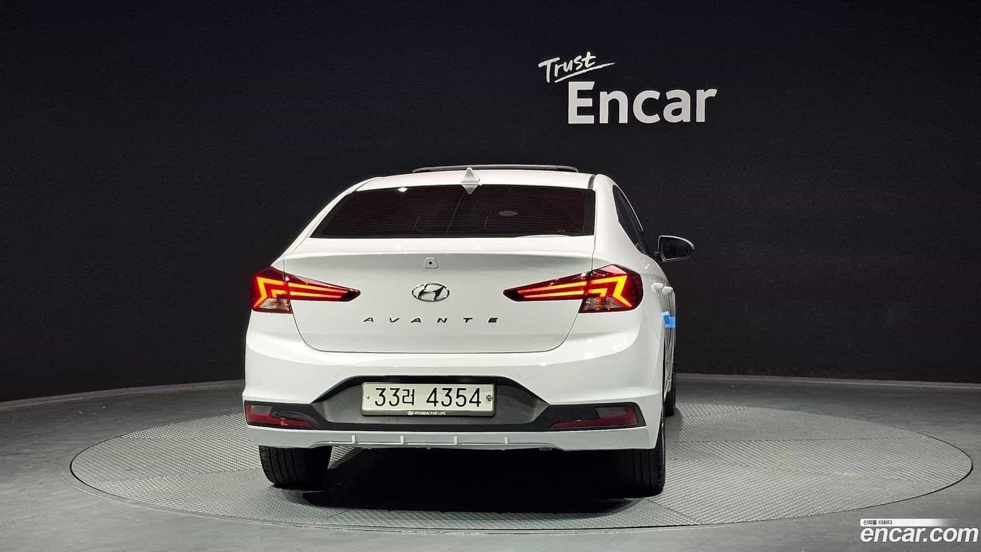 AVANTE Hyundai 2019.2-OUTER-004