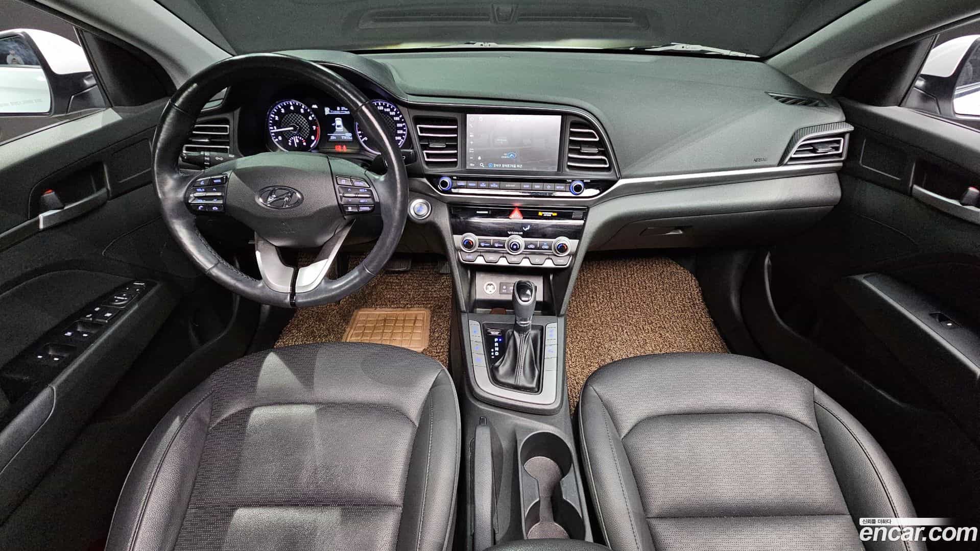AVANTE Hyundai 2019.2-INNER-007