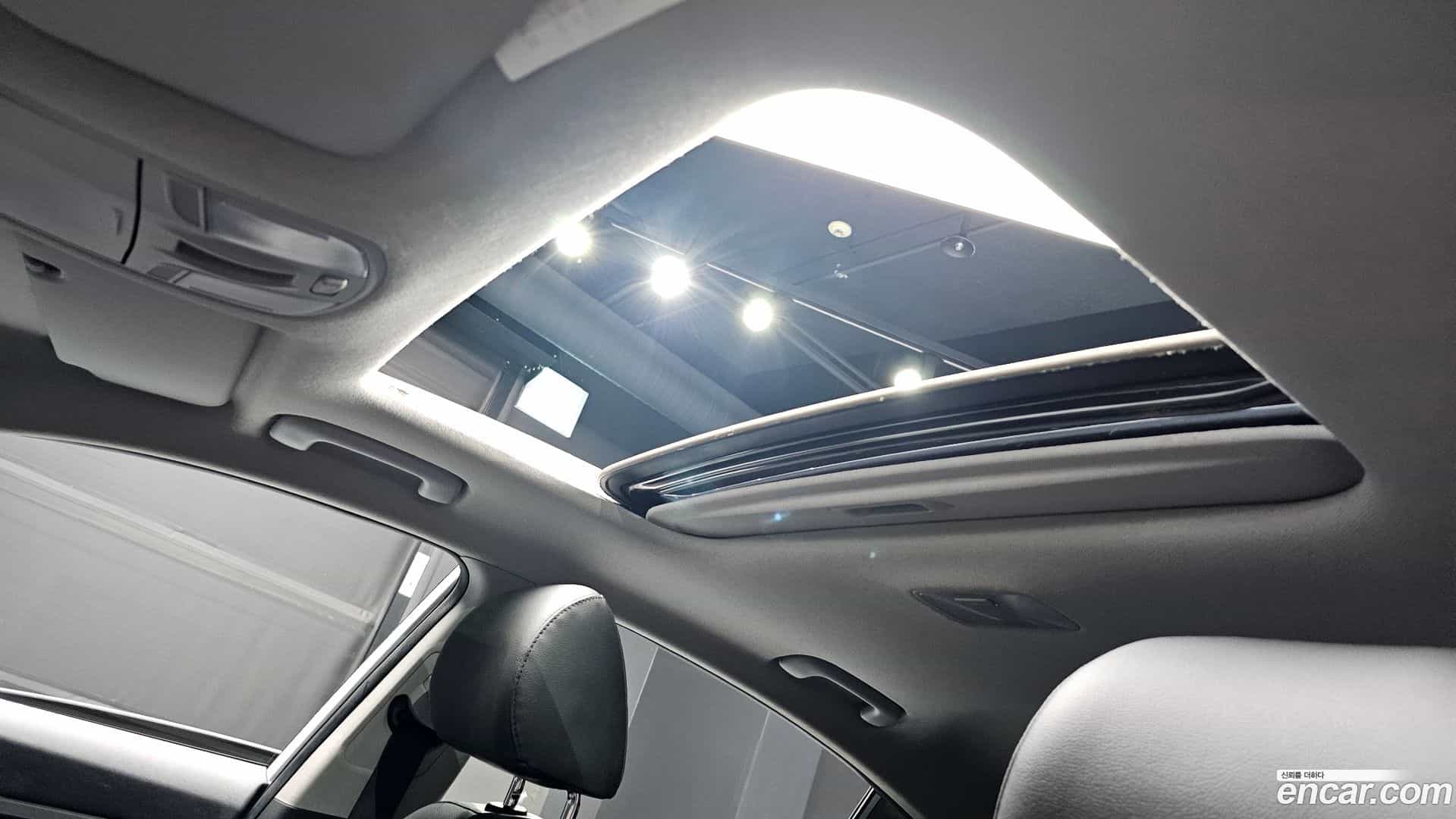 AVANTE Hyundai 2019.2-OPTION-020