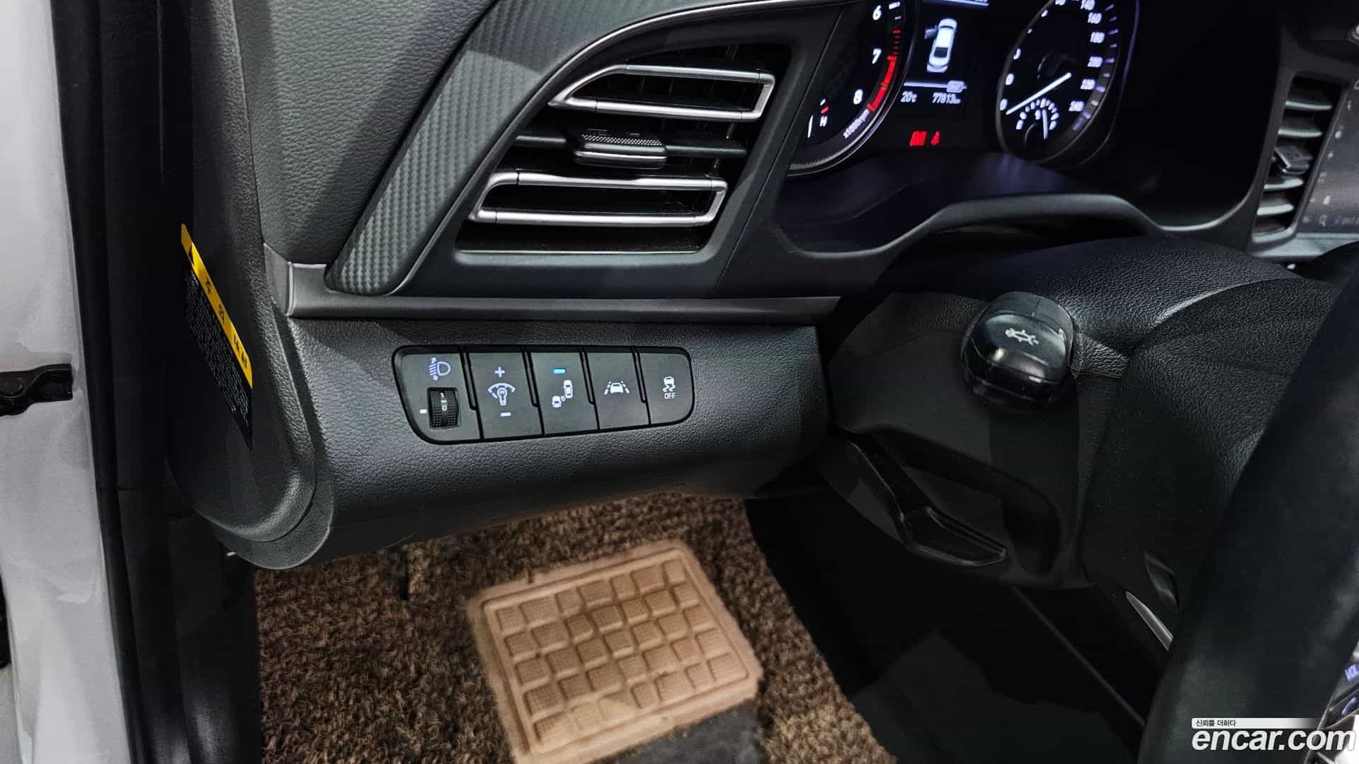 AVANTE Hyundai 2019.2-OPTION-022