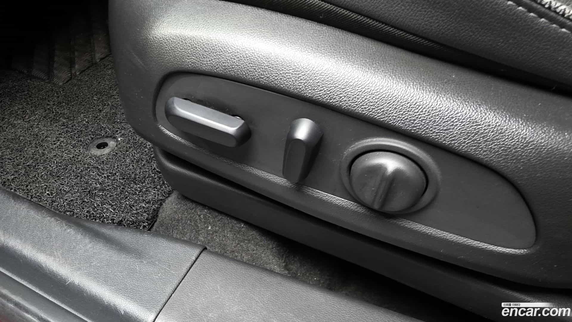 Trailblazer Chevrolet 2020.4-OPTION-044