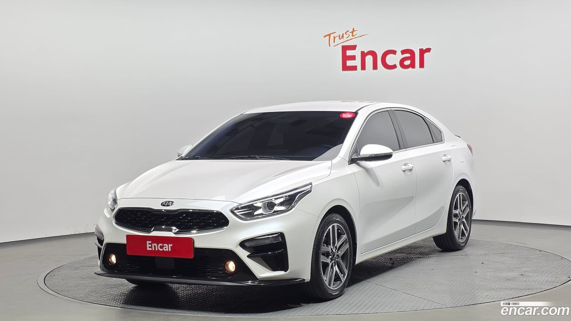Main__Slider__Photo:K3 Kia 2018.3-0