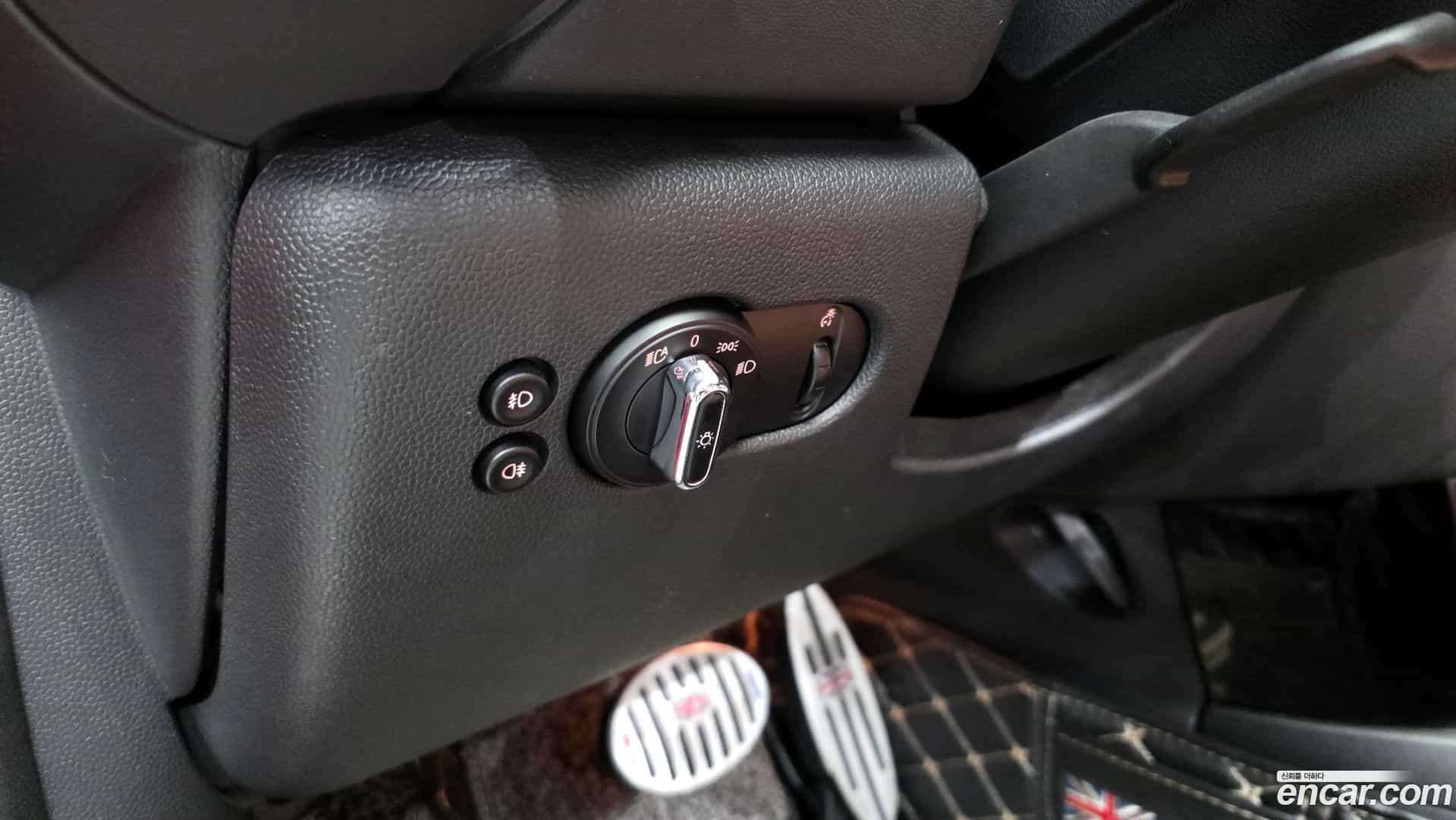Cooper Convertible Mini 2020.4-OPTION-044