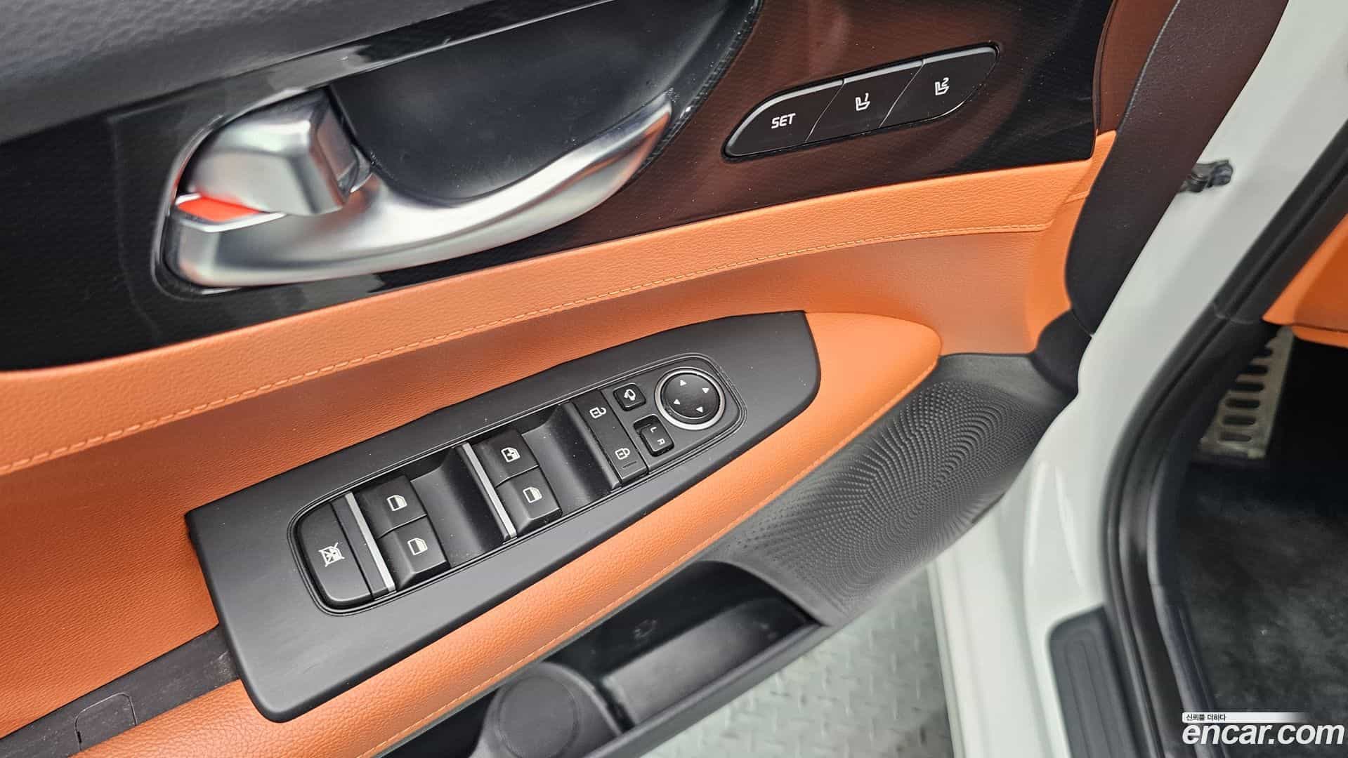 K3 Kia 2023.0-OPTION-040