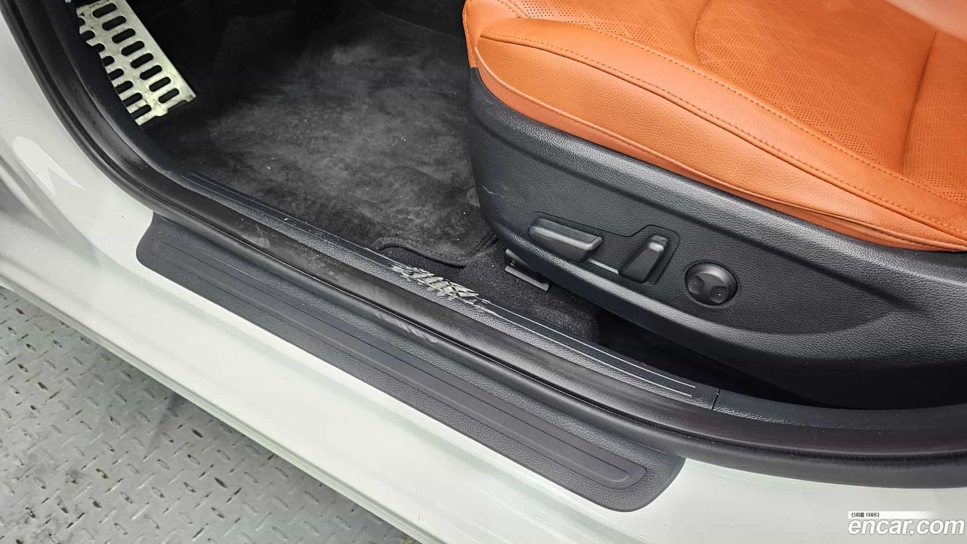 K3 Kia 2023.0-OPTION-042
