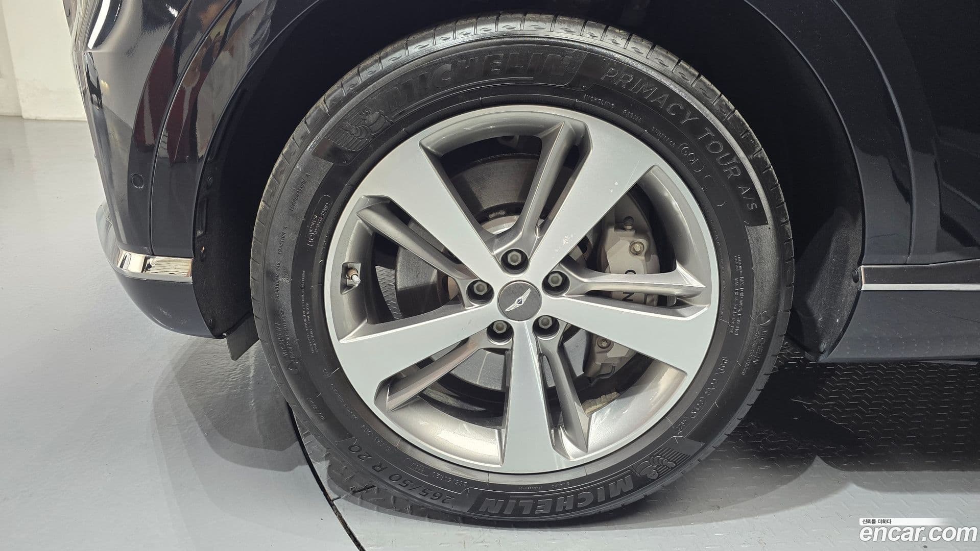 Main__Slider__Photo:GV80 Genesis 2023.2-4