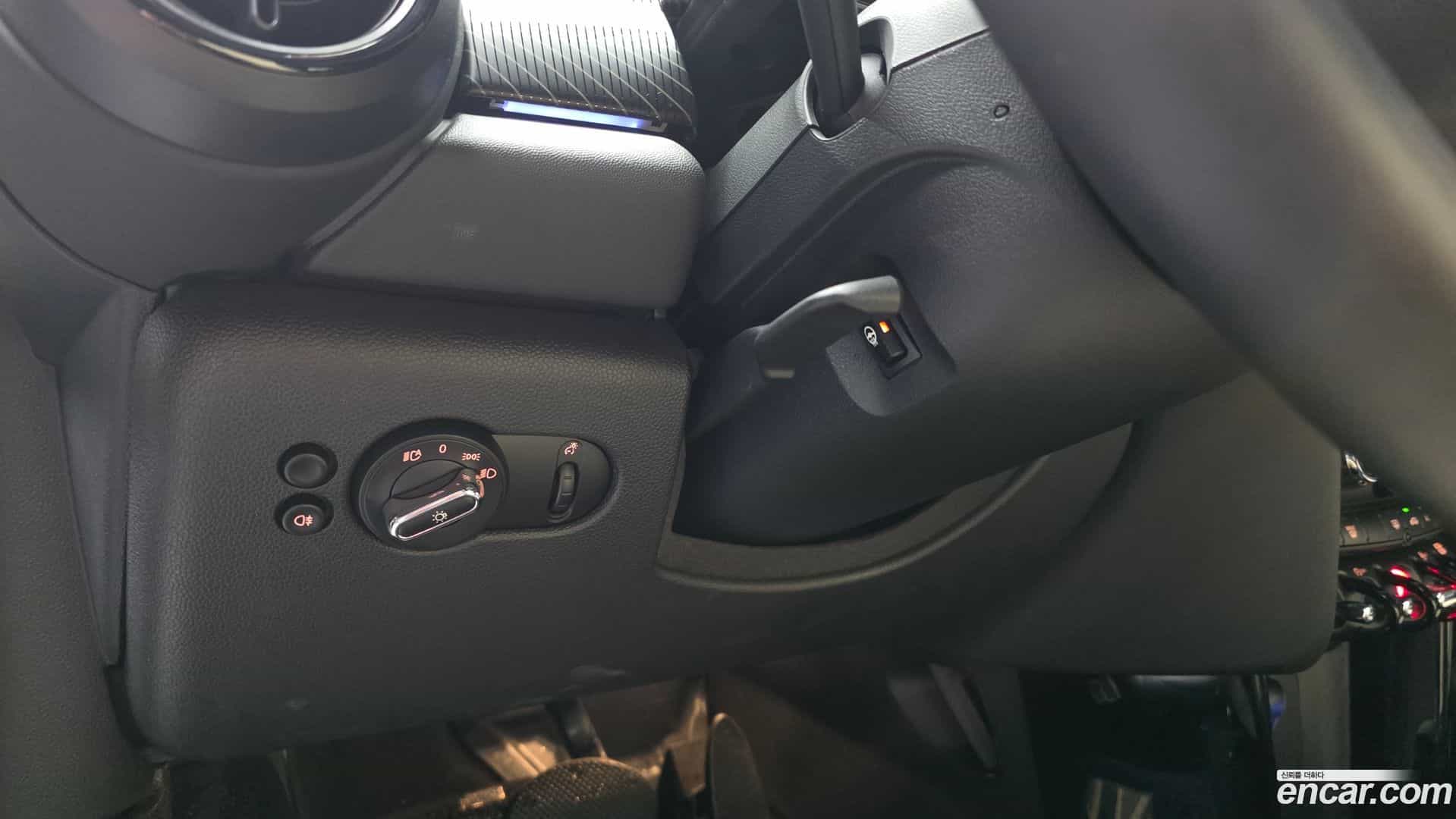 Cooper Convertible Mini 2023.9-OPTION-043