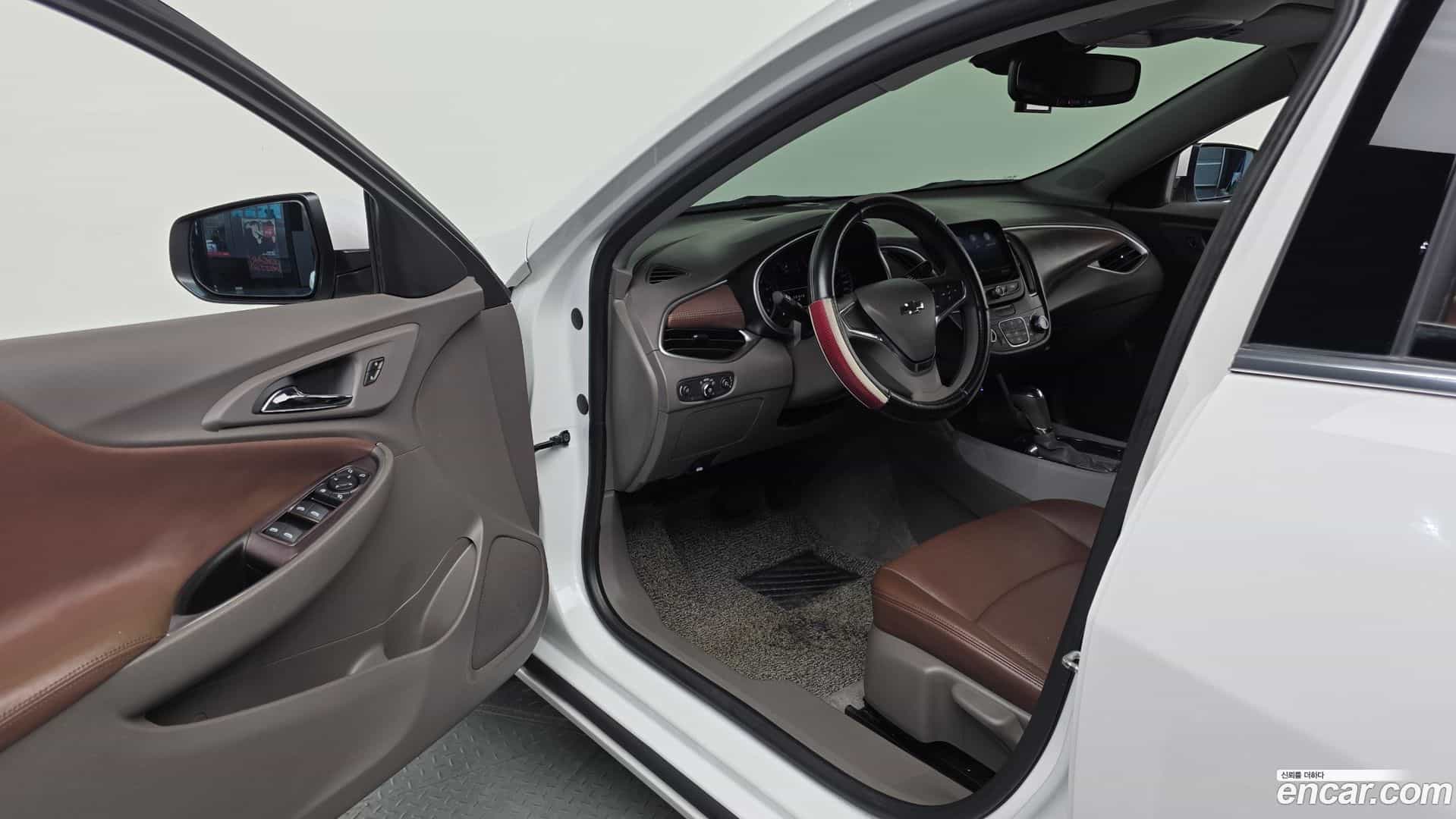 Malibu Chevrolet 2019.2-INNER-010