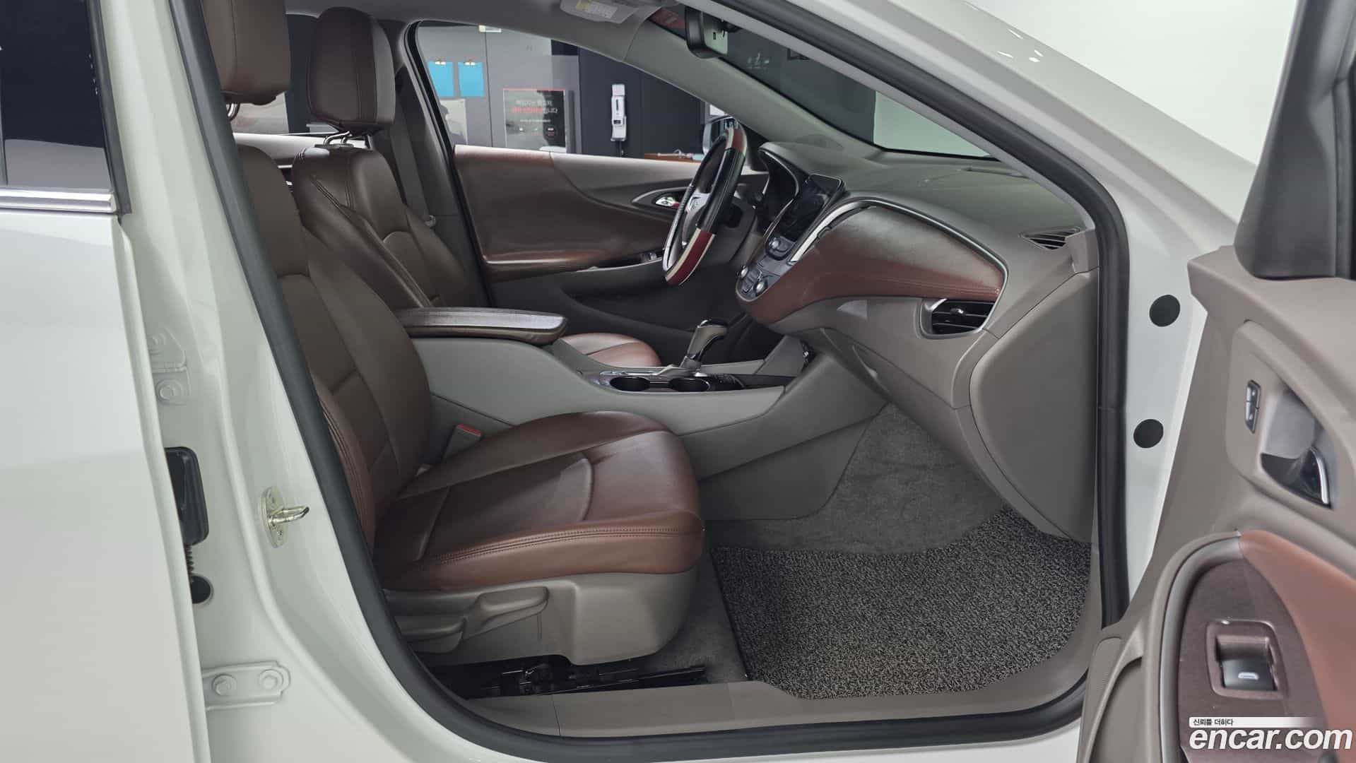 Malibu Chevrolet 2019.2-OPTION-015