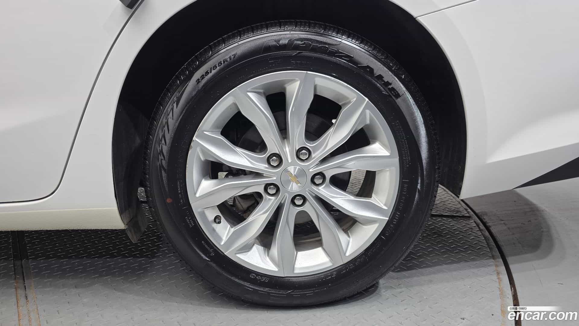Malibu Chevrolet 2019.2-OUTER-031