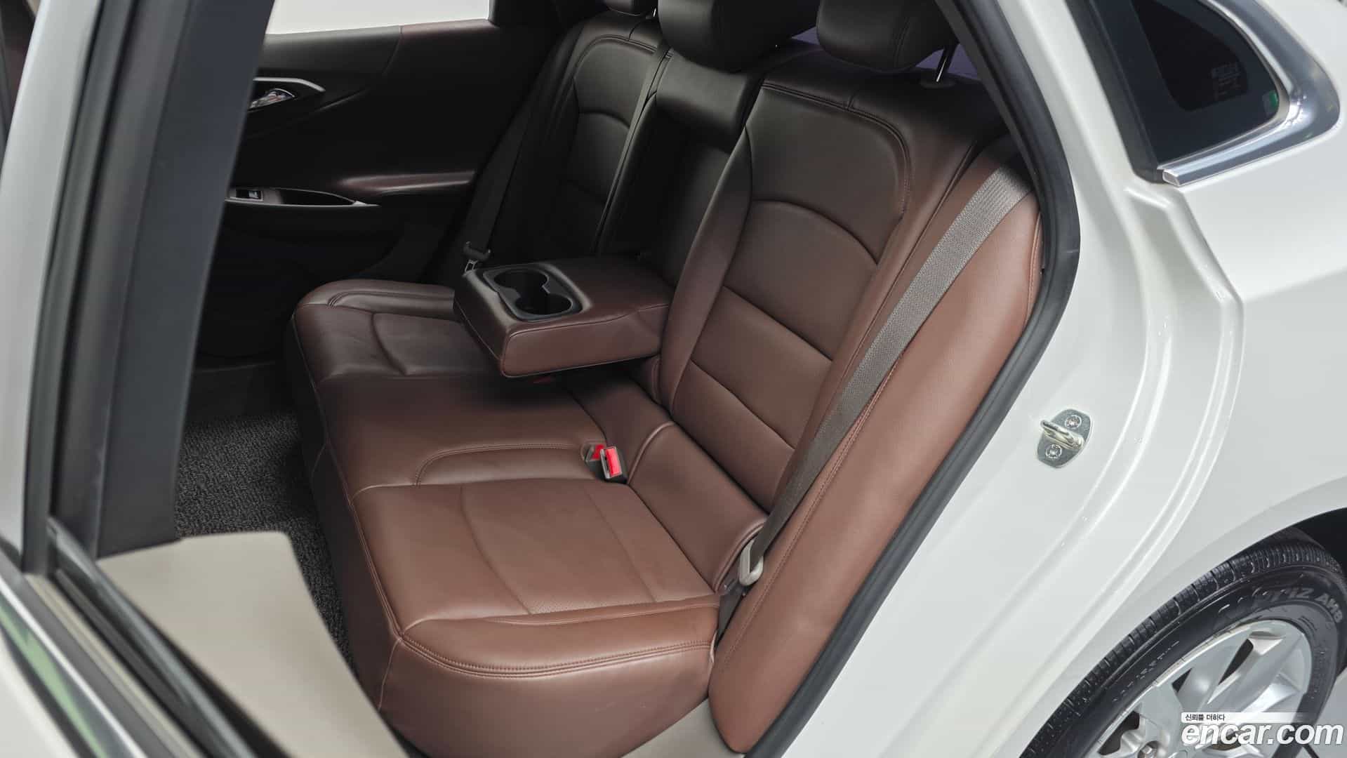 Malibu Chevrolet 2019.2-INNER-036