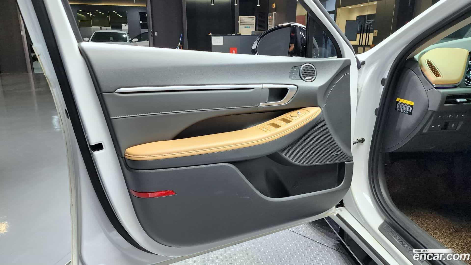 Sonata Hyundai 2019.4-INNER-034