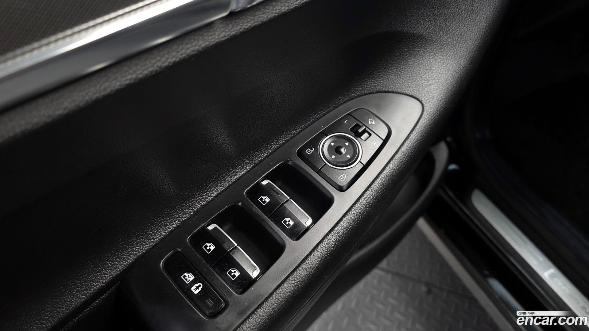 Main__Slider__Photo:Grandeur Hyundai 2021.2-27